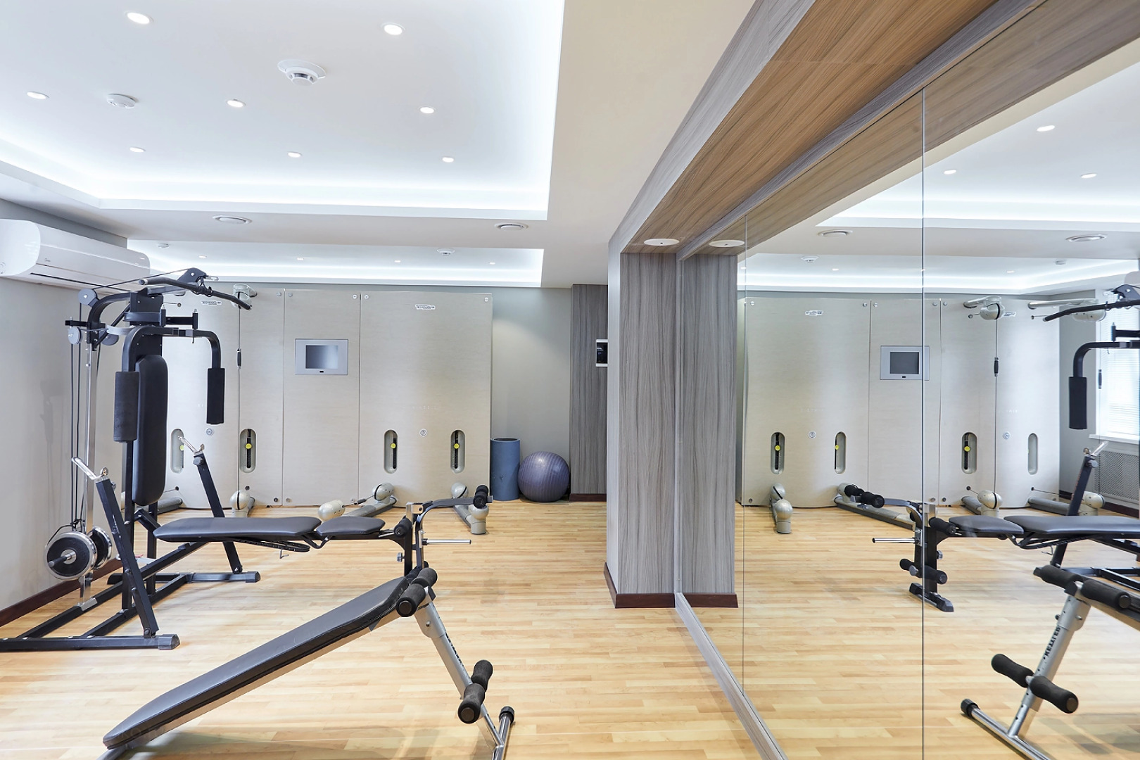 Отель Гостиница Центральная (бывшая Чернигов)