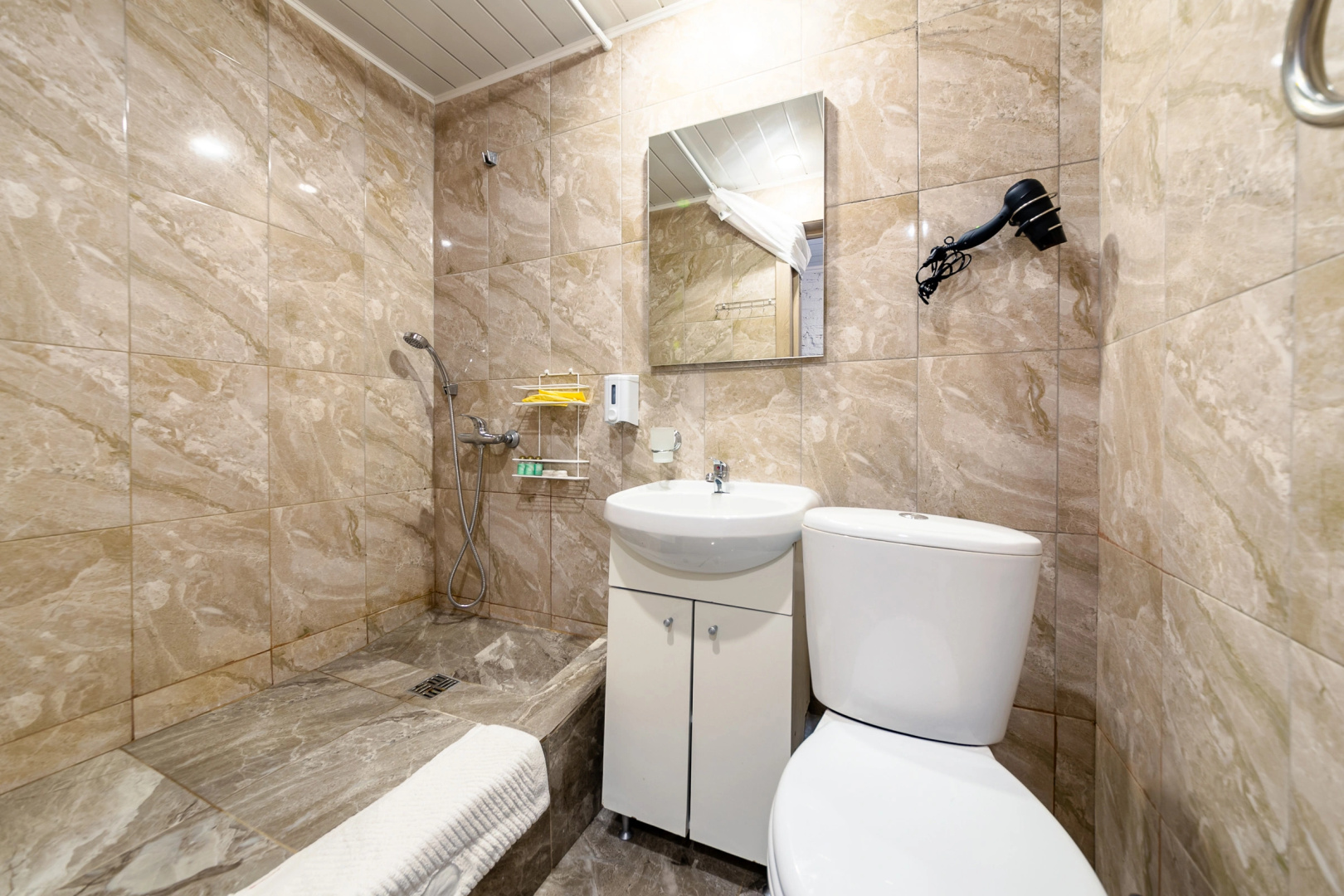 Апартаменты Бут'Ка 4