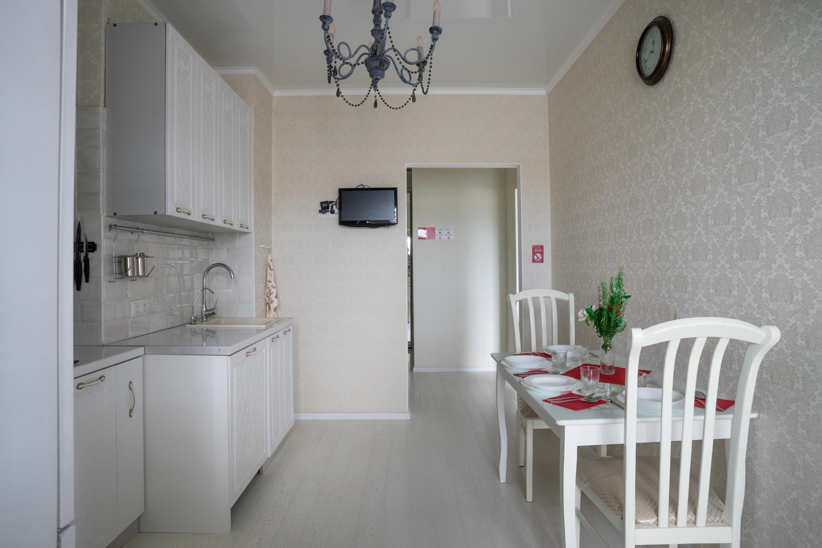 Апартаменты Семейный люкс (Севастополь)