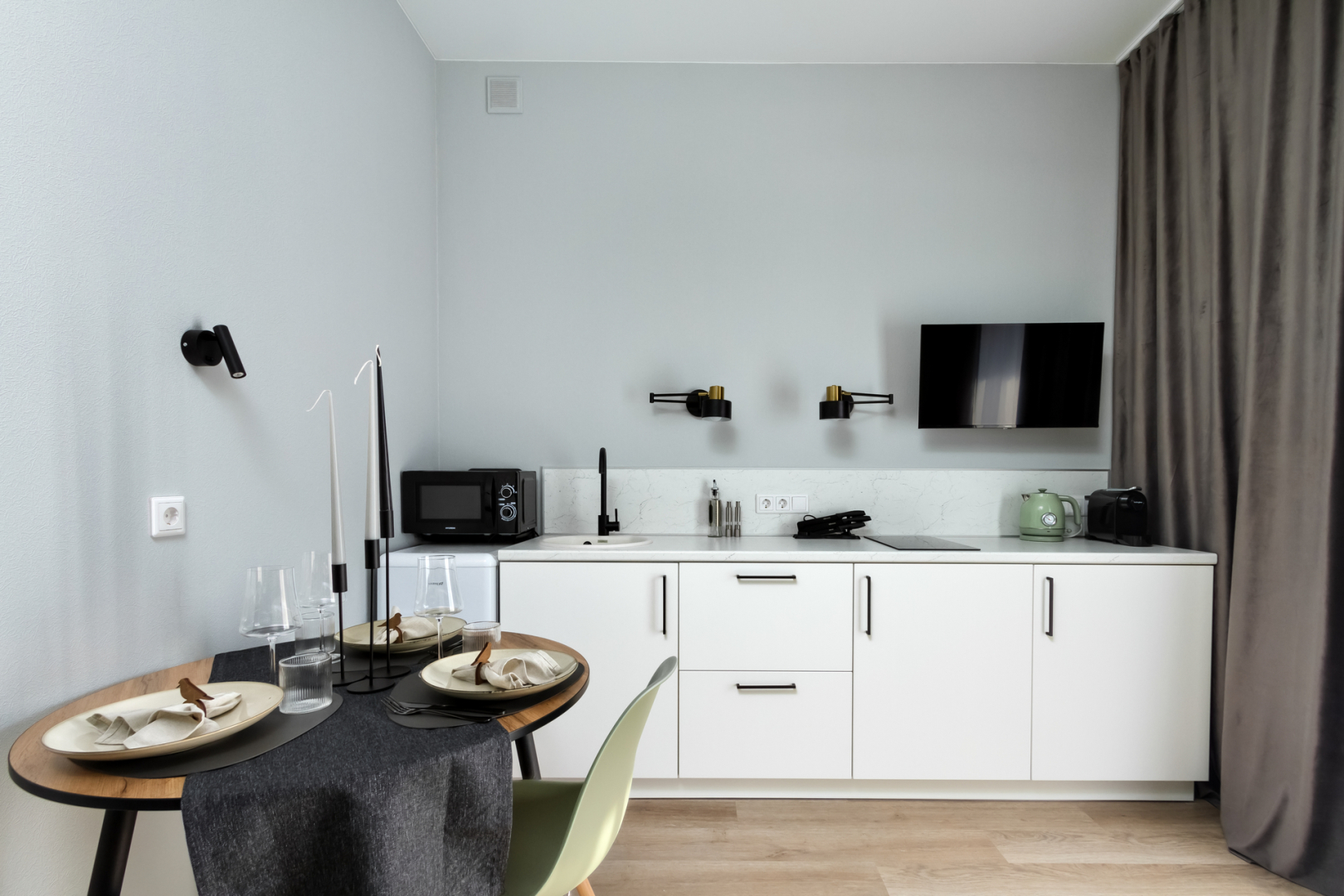 Квартира ВИДОВЫЕ АПАРТАМЕНТЫ С БАЛДАХИНОМ