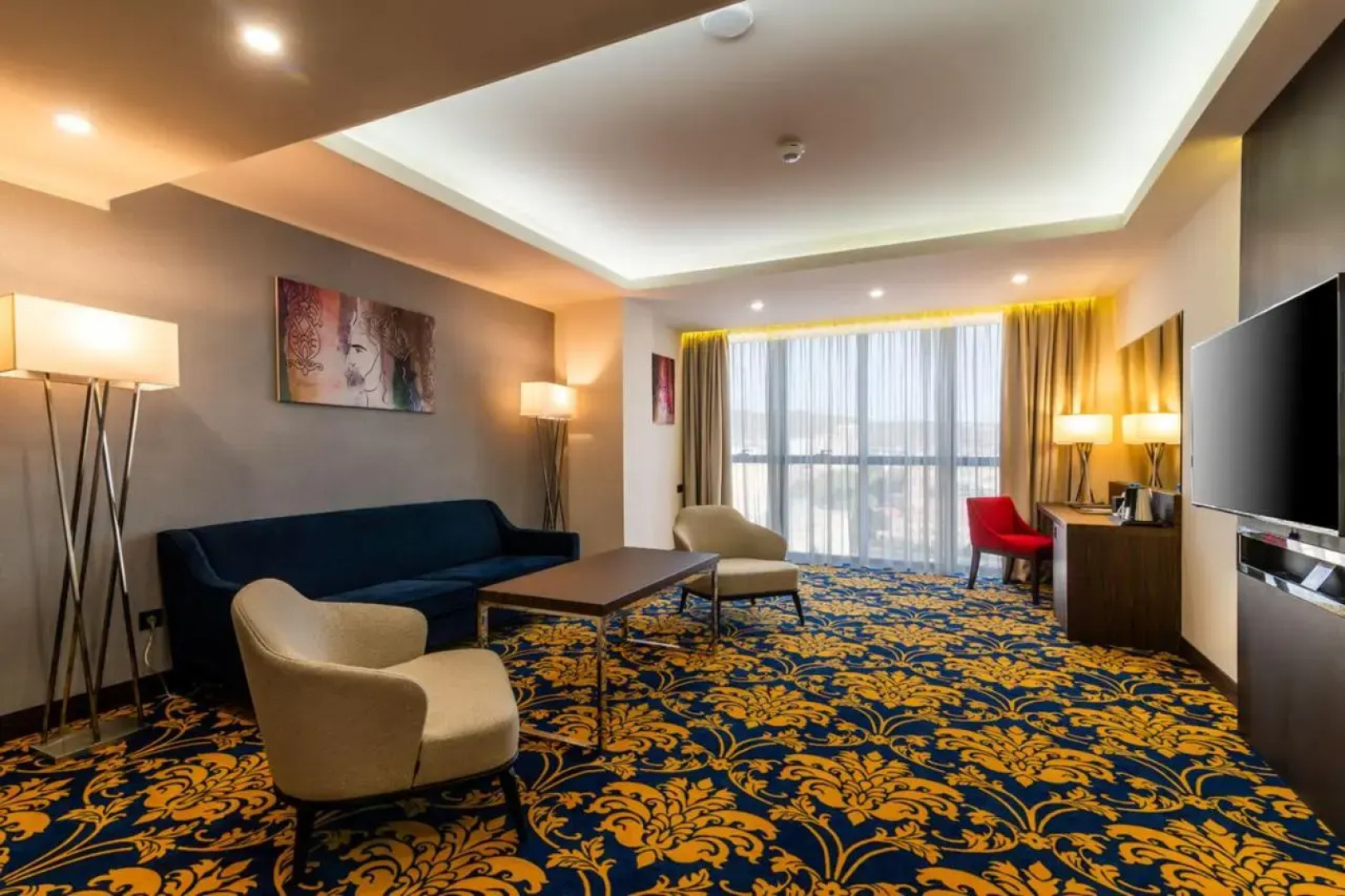 Отель Ramada and Suites by Wyndham Yerevan