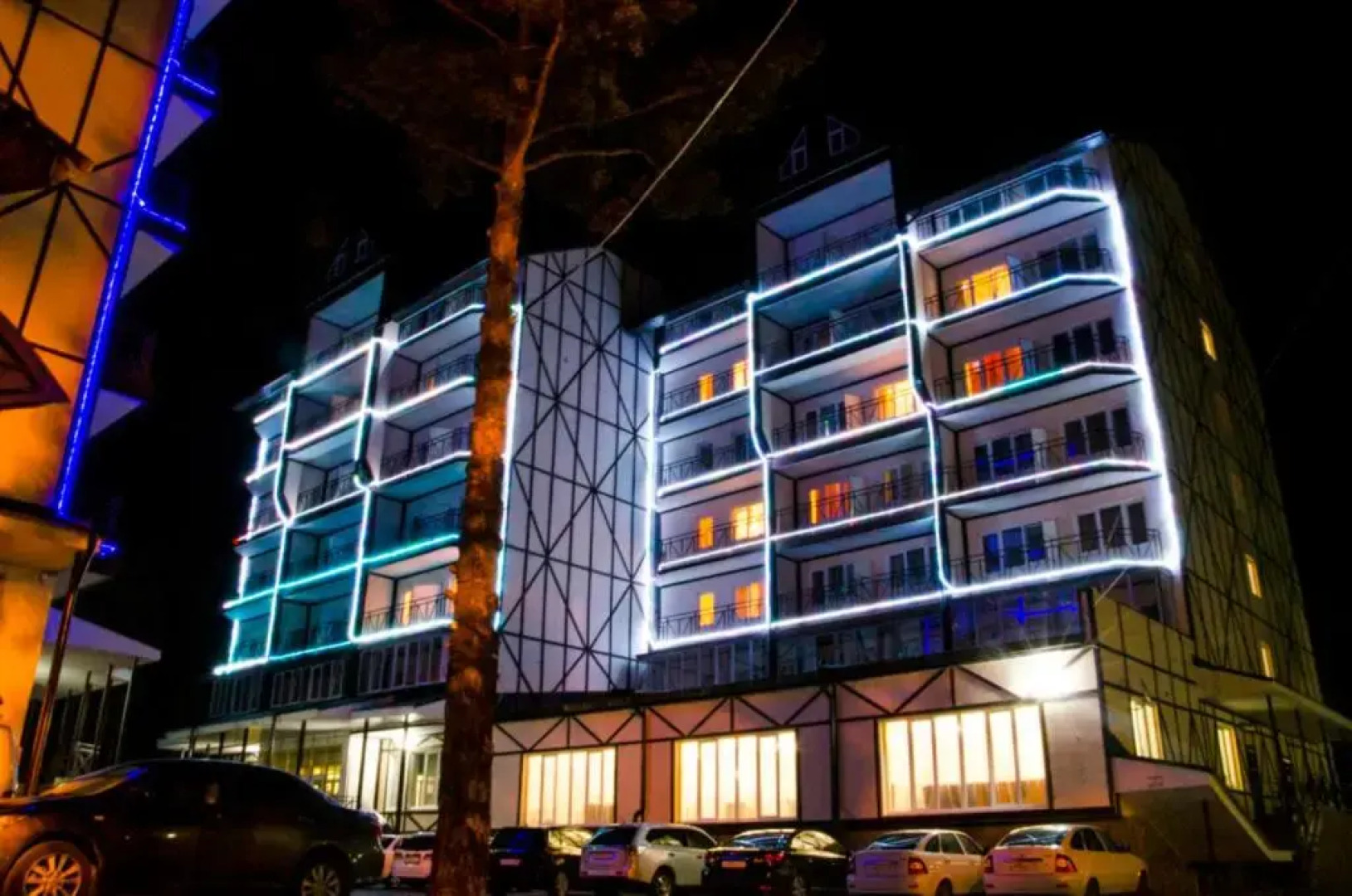 Отель Снежный Барс