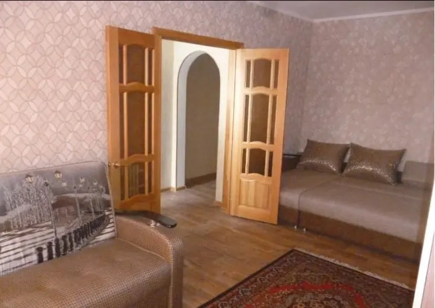 Апартаменты однокомнатные Привокзальная площадь 1