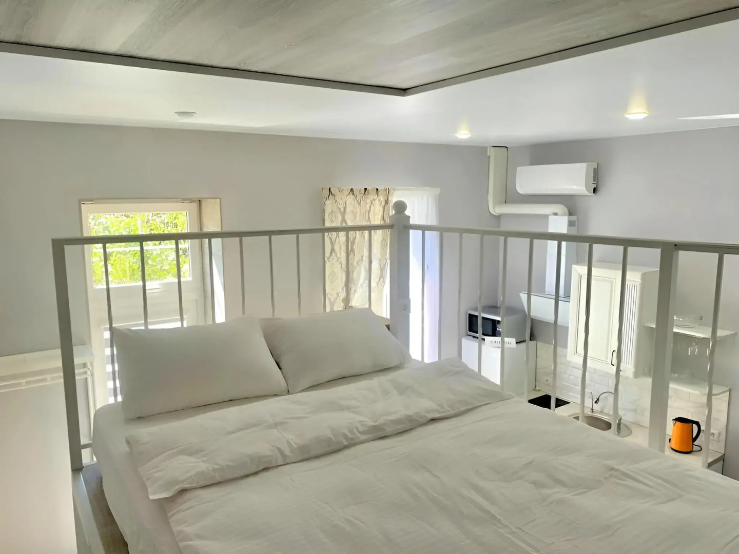 Апартаменты GoodZone на Театральной 1