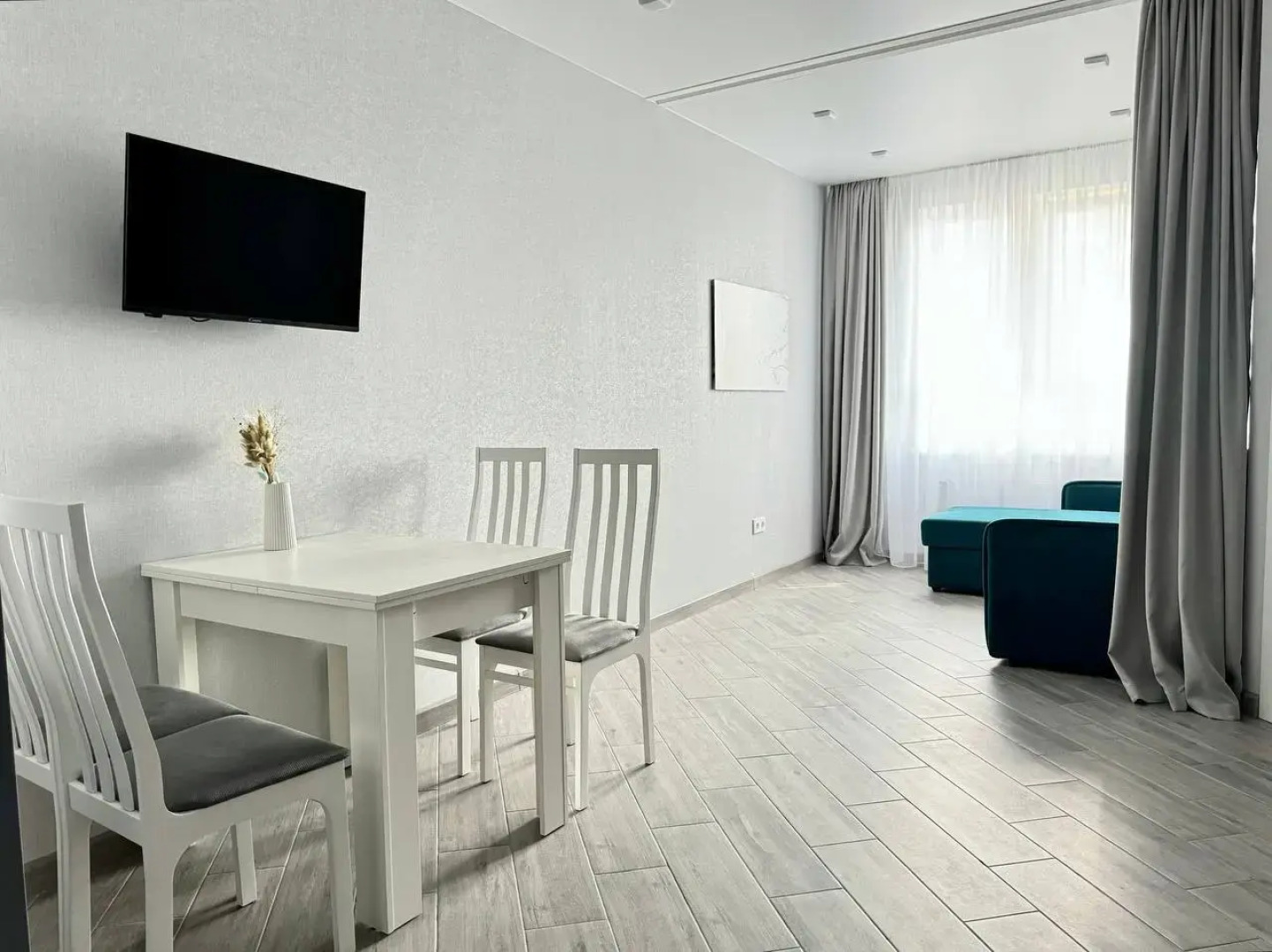 Апартаменты Fox Homes Евро 2к квартира рядом с ТРЦ Горизонт и H2O