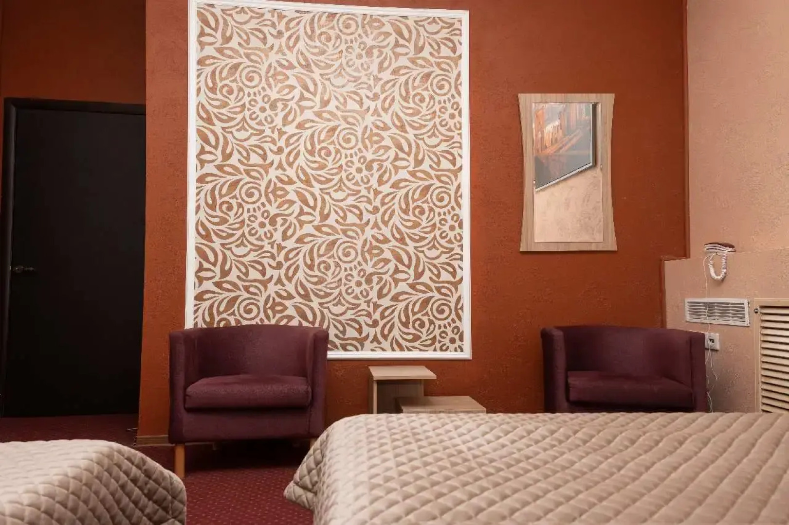 Отель Надежда