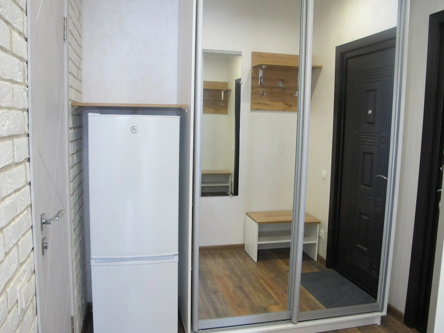 Апартаменты на Воскресенской 14/1