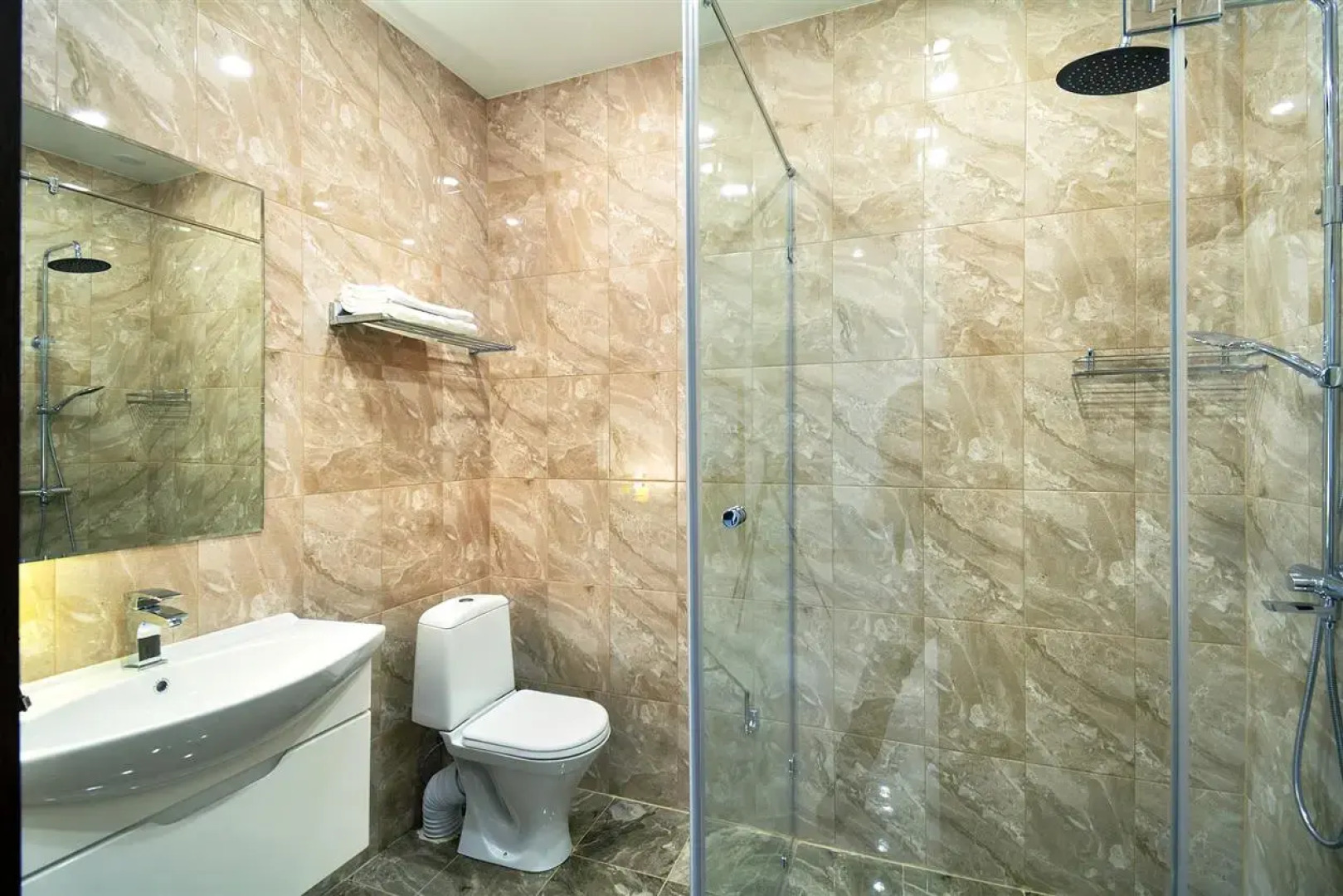 Отель Рояль