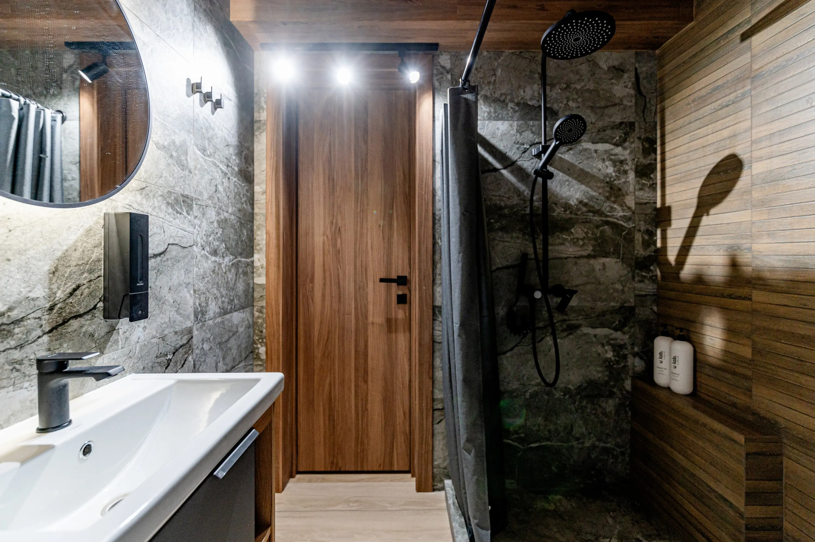 Частный Дом с Баней и Бассейном в Ликино