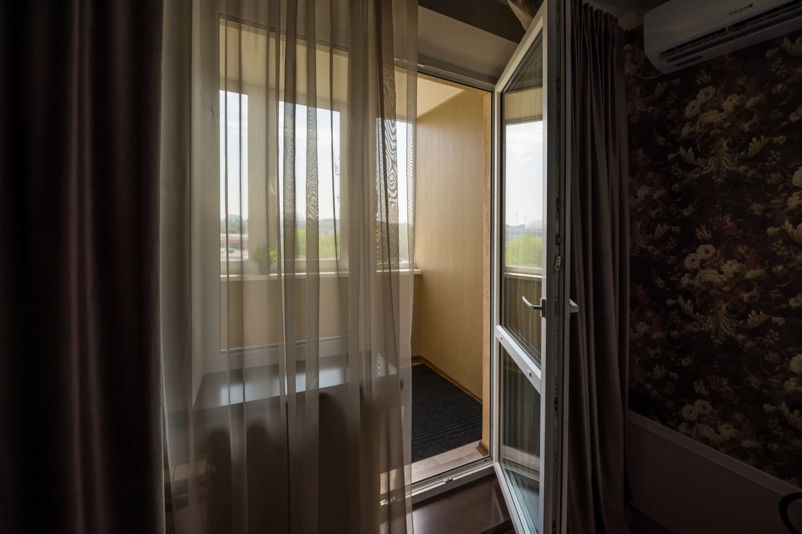 Апартаменты у Набережной Country House 1