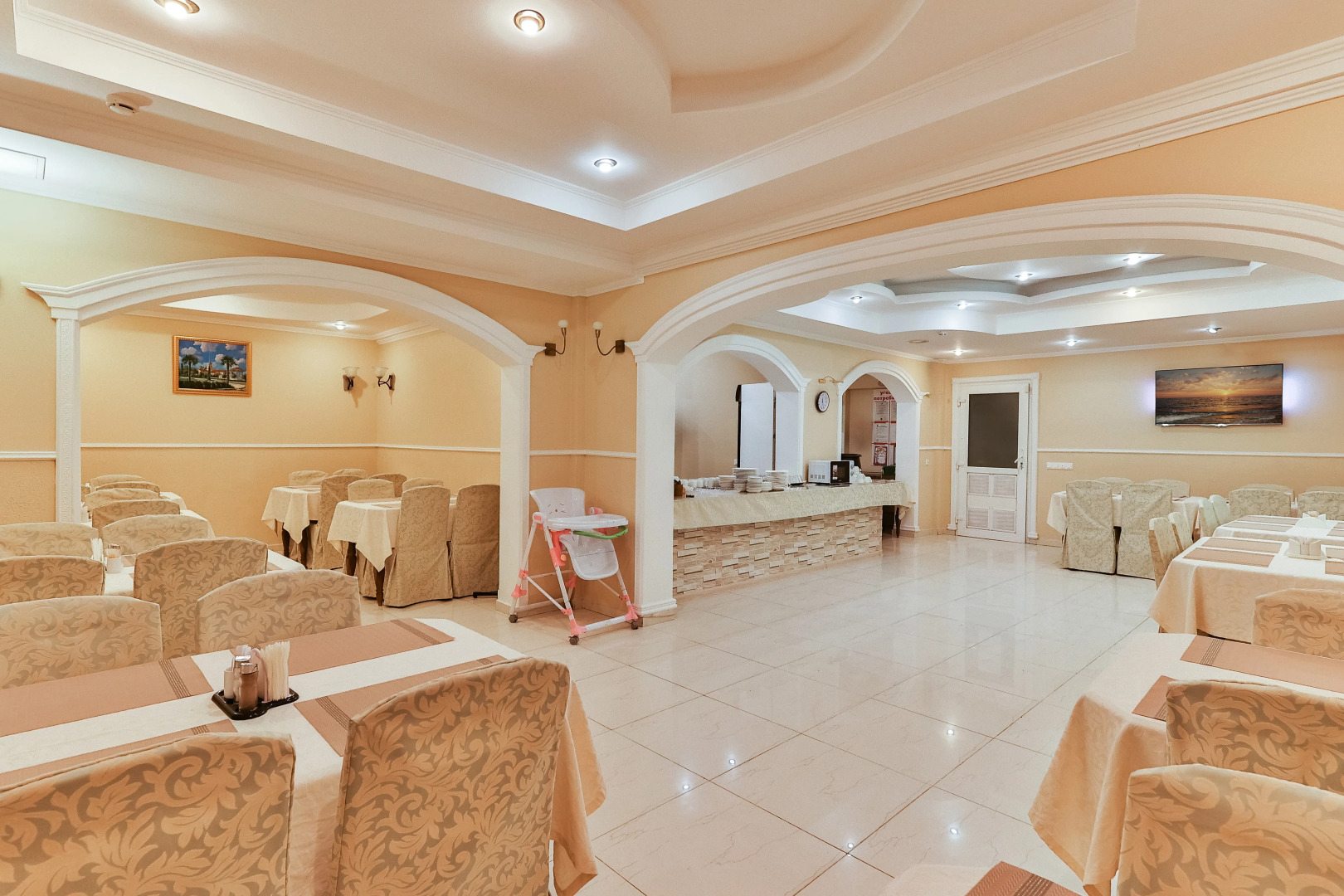 Отель Империя