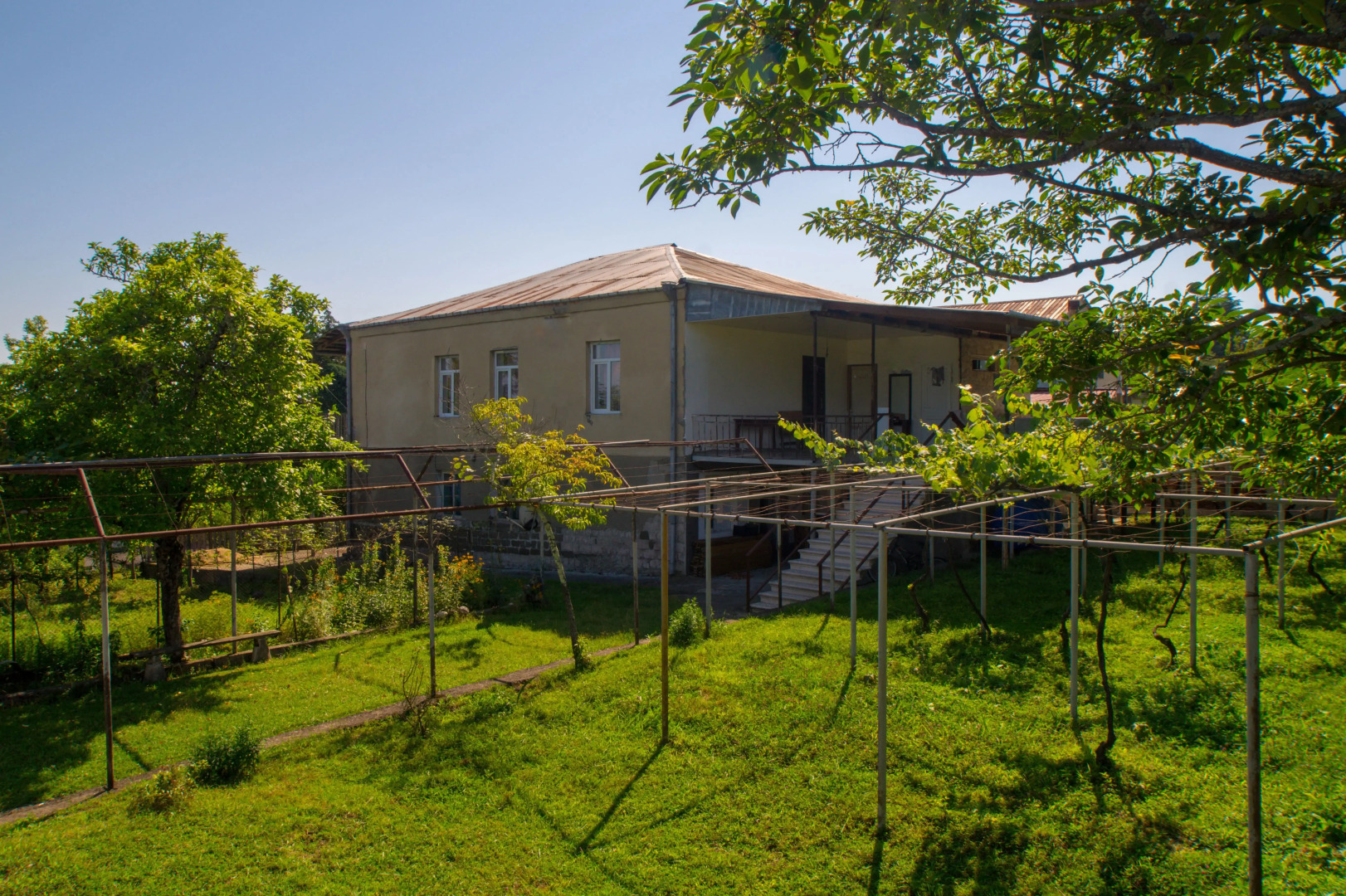 Гостевой дом Irakli Guest House