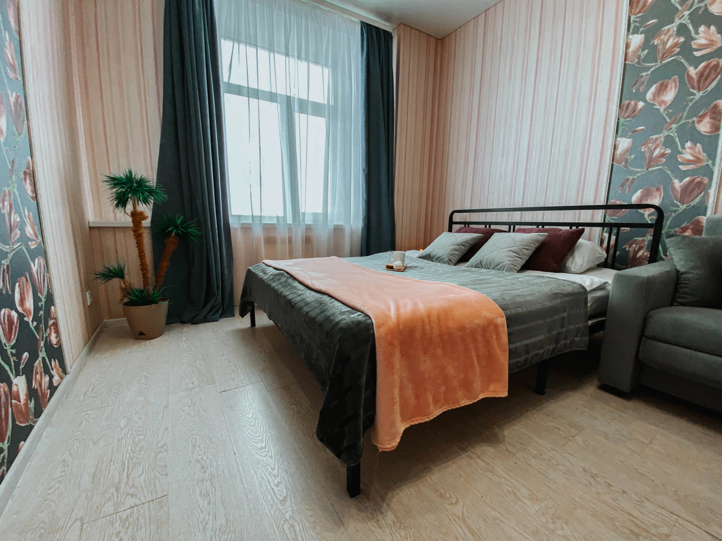 Апартаменты с видом на Волгу в центре города