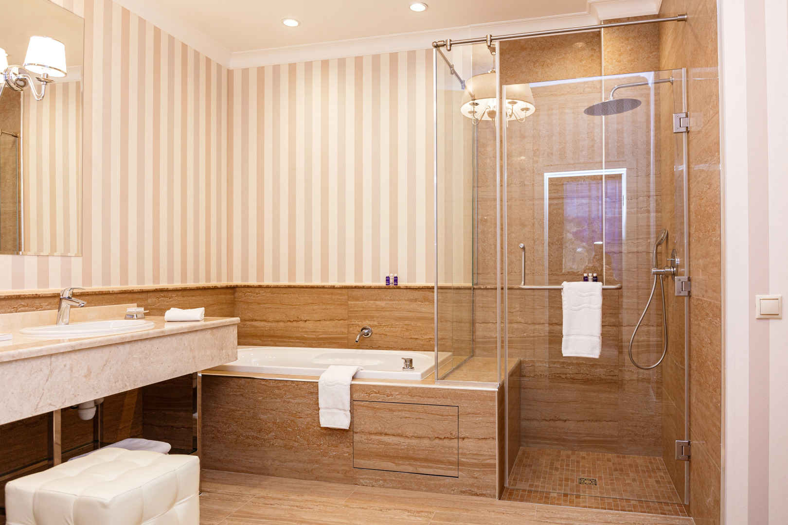 Отель Шамбала