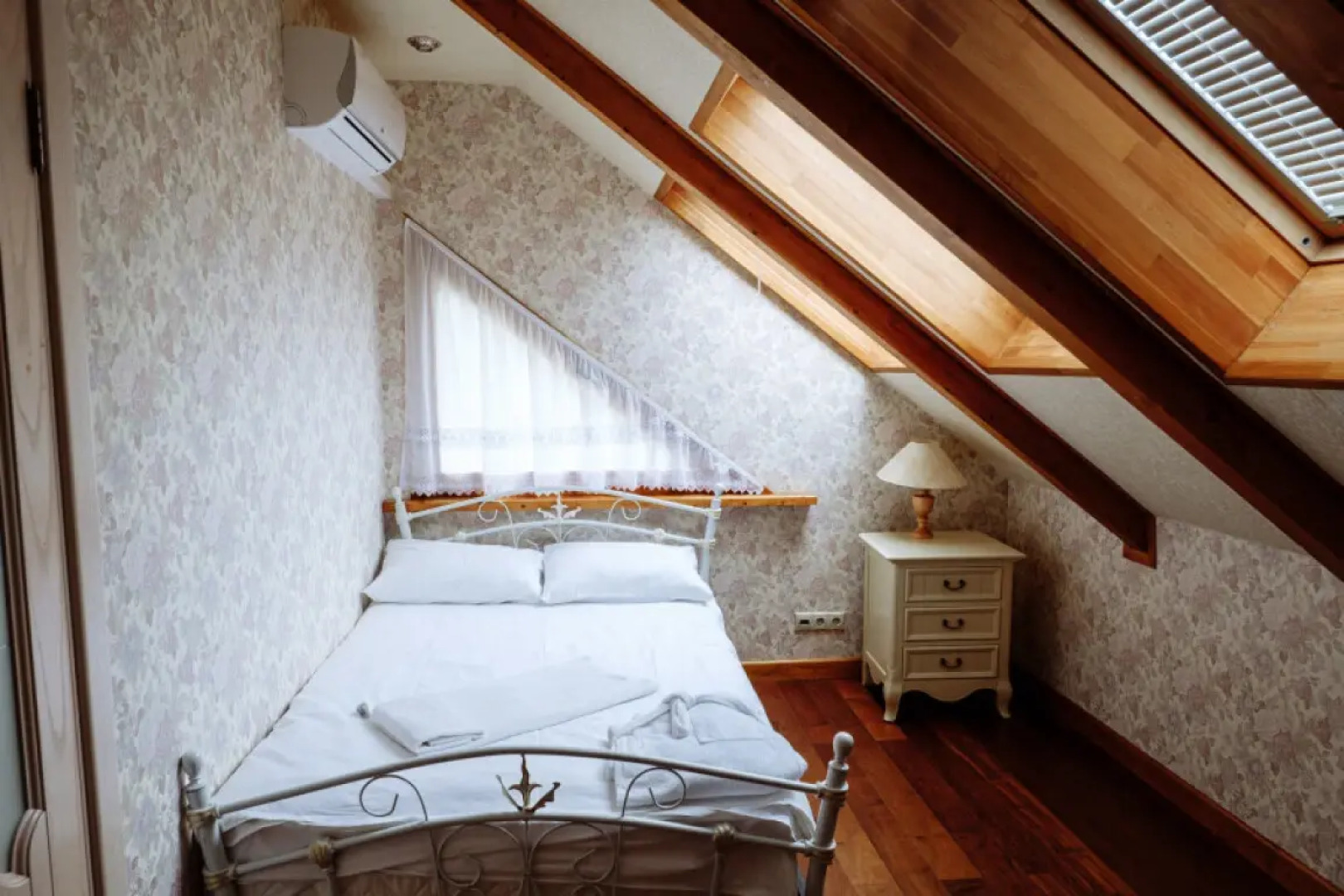 Частный дом Юхновград Большой