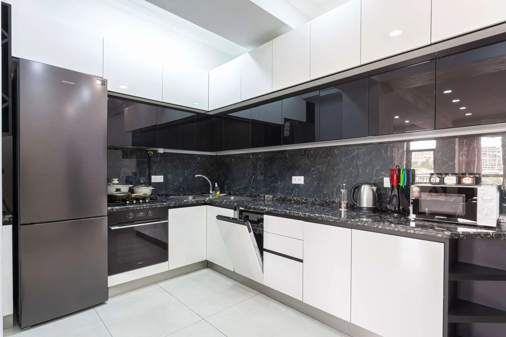 Апартаменты on Mashtots avenue 33/1-51