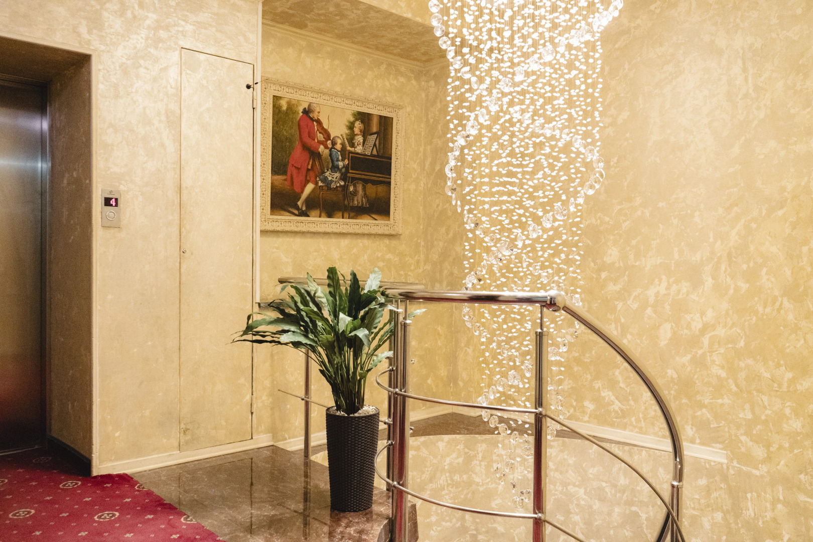 Отель Моцарт