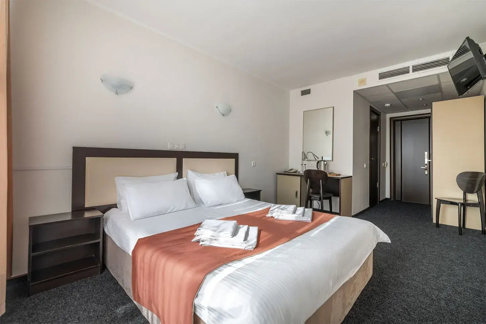 Гостиница Охотник