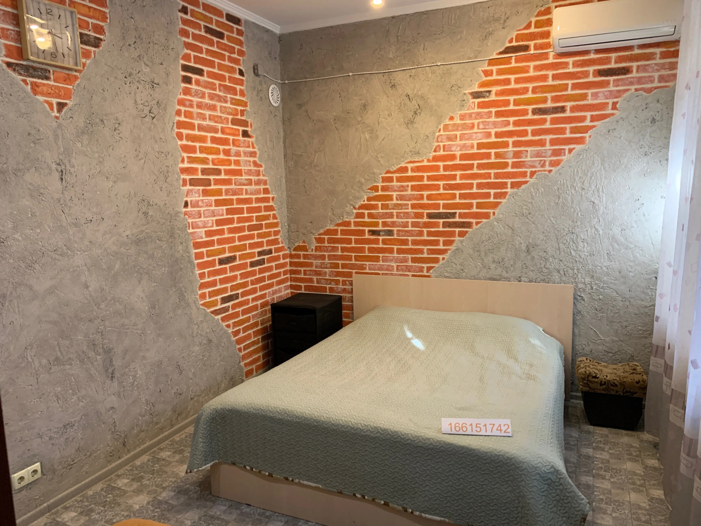 Апартаменты Статус на Кирова 10 в Ялте 1