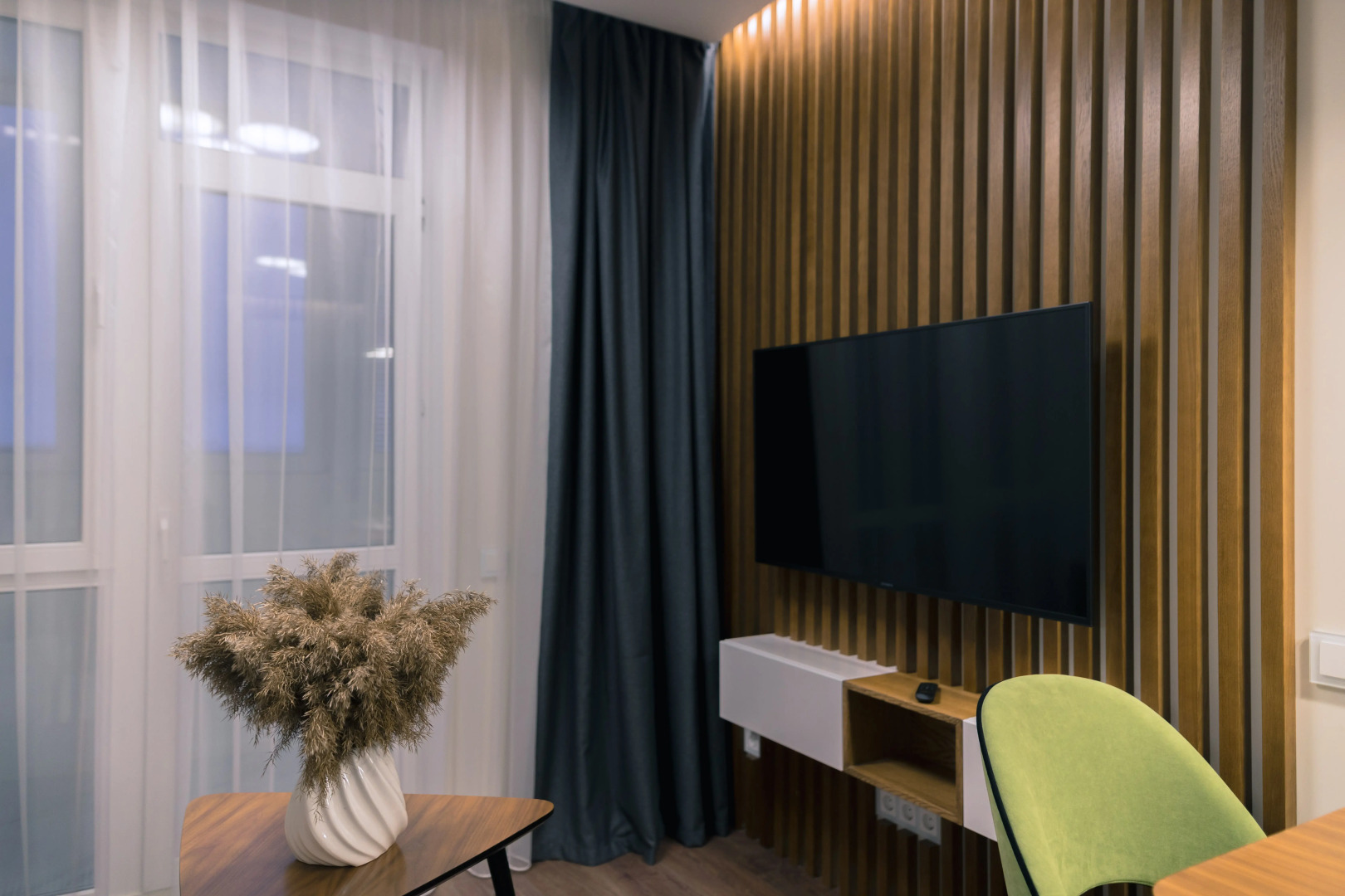 Квартира с Видом на Реку