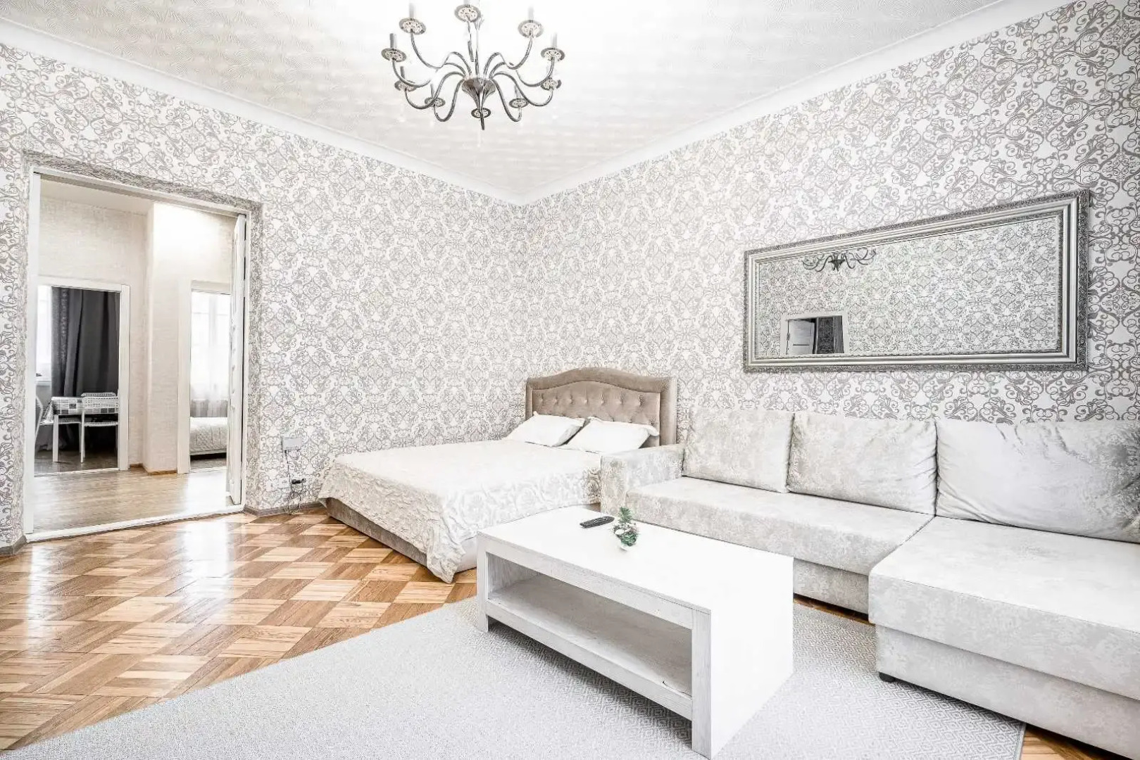 Апартаменты 3х комнатные Карла Маркса 21 Центр