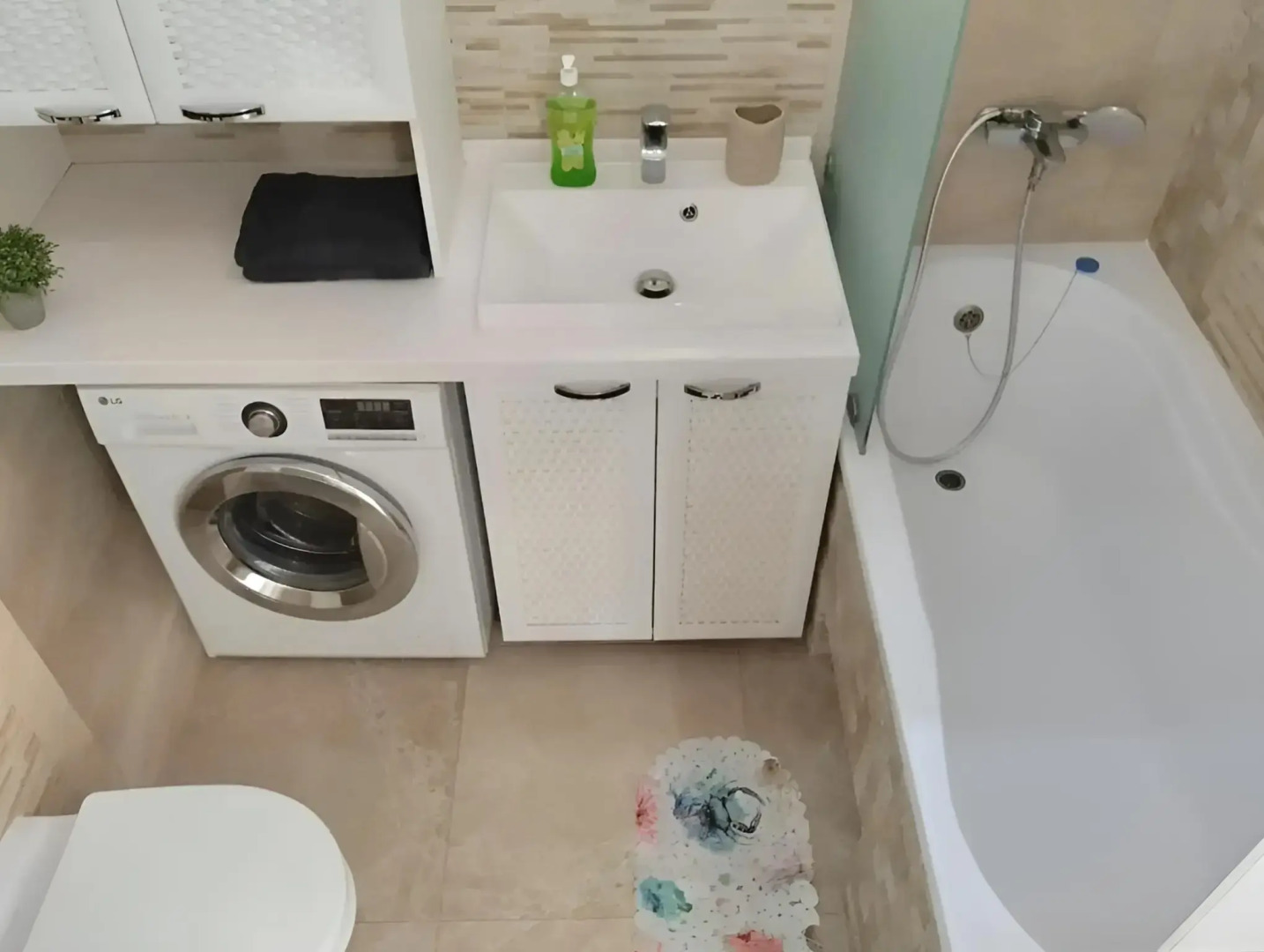 Квартира с видом на стадион