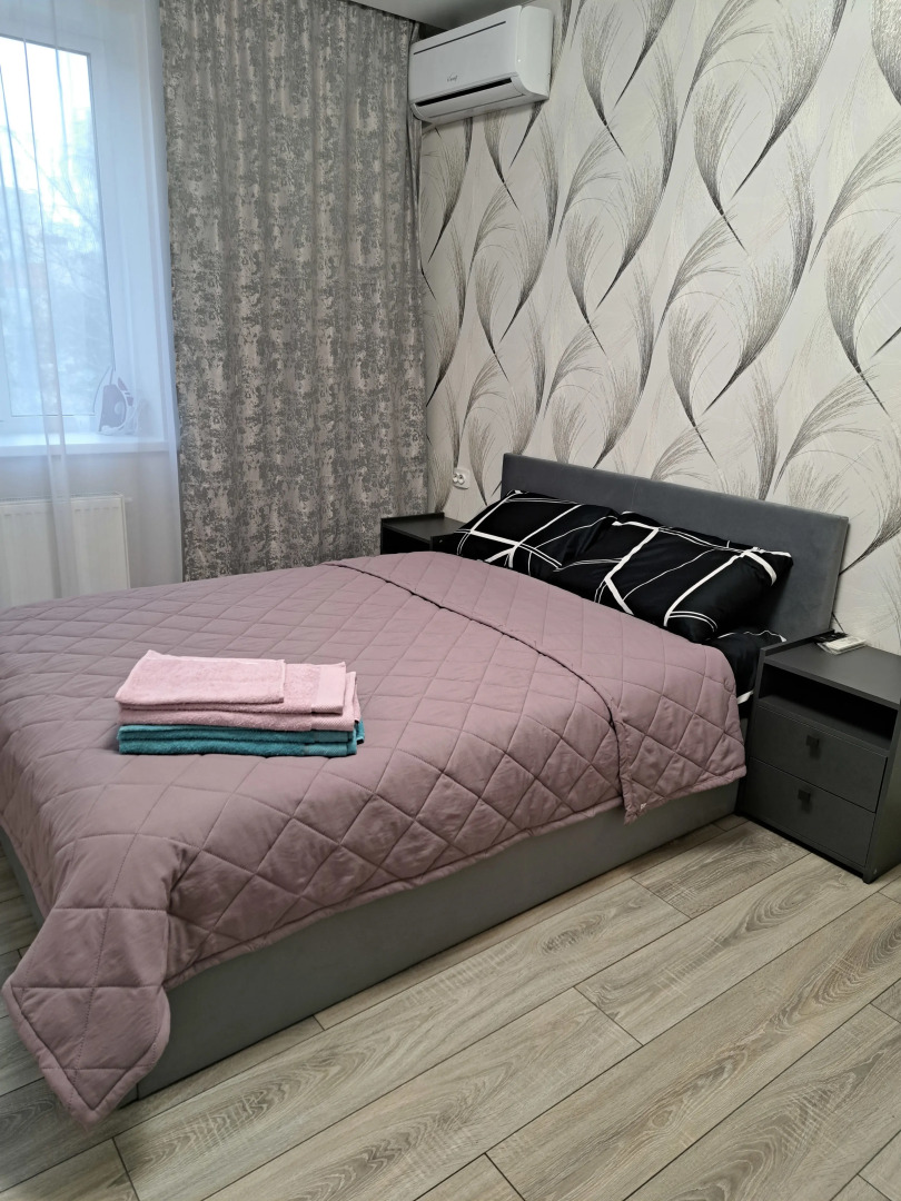 Квартира на улице 9 Января 223И