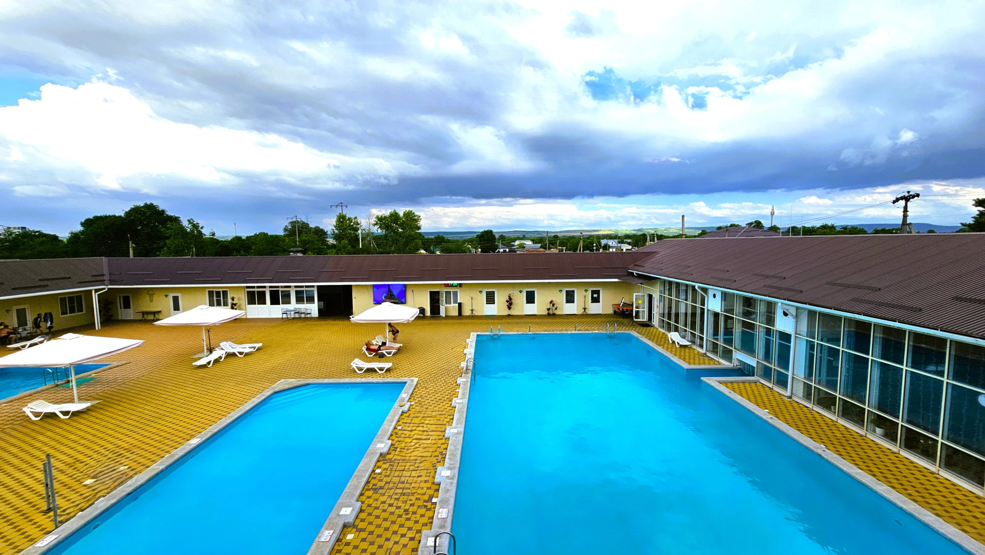 База отдыха Изумруд