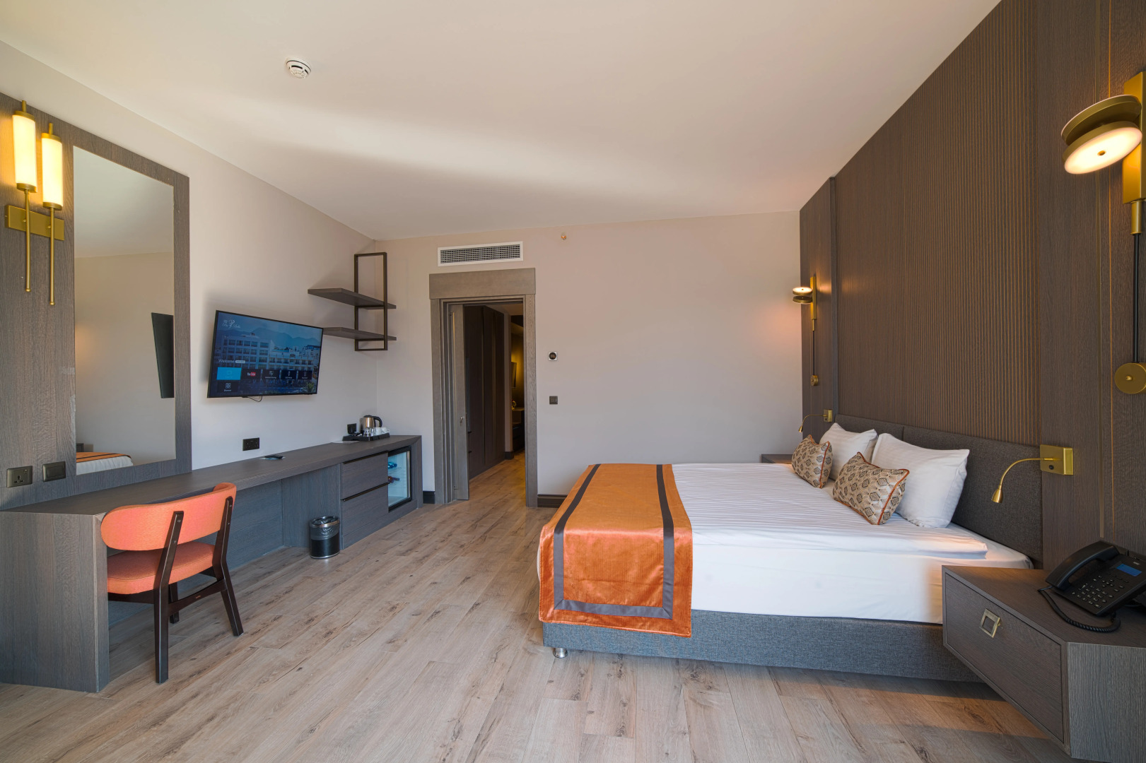 Отель Pia Bella