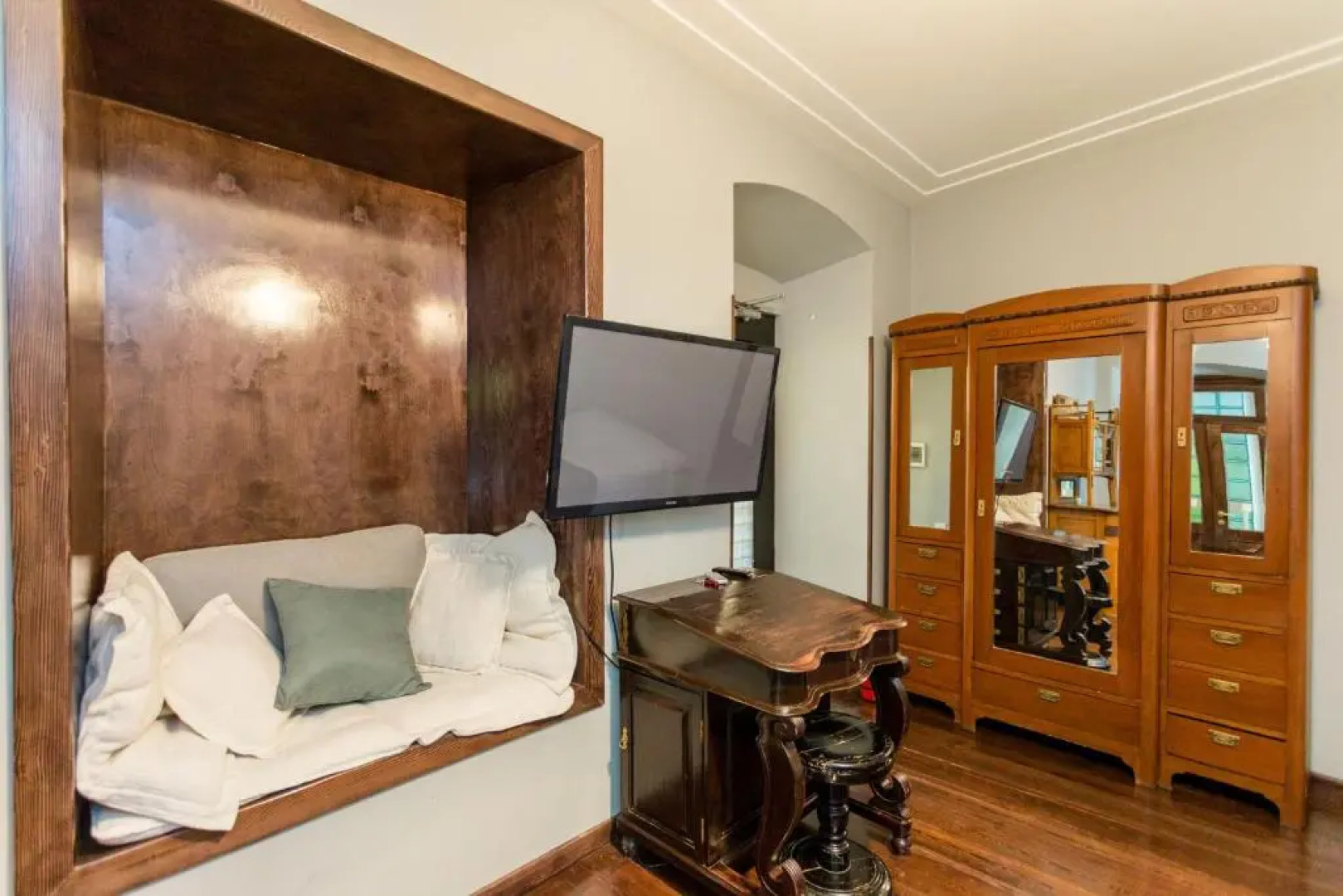 Отель Castle in Old Town