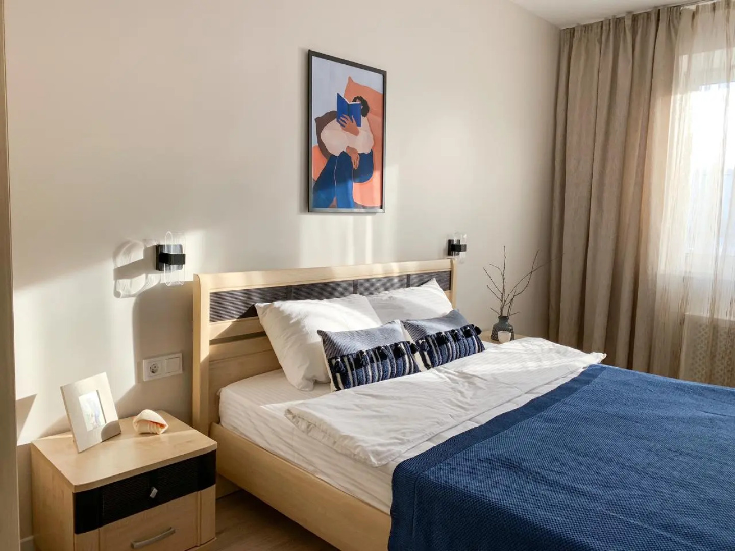 Квартира на Тополиной аллее с просторной кухней