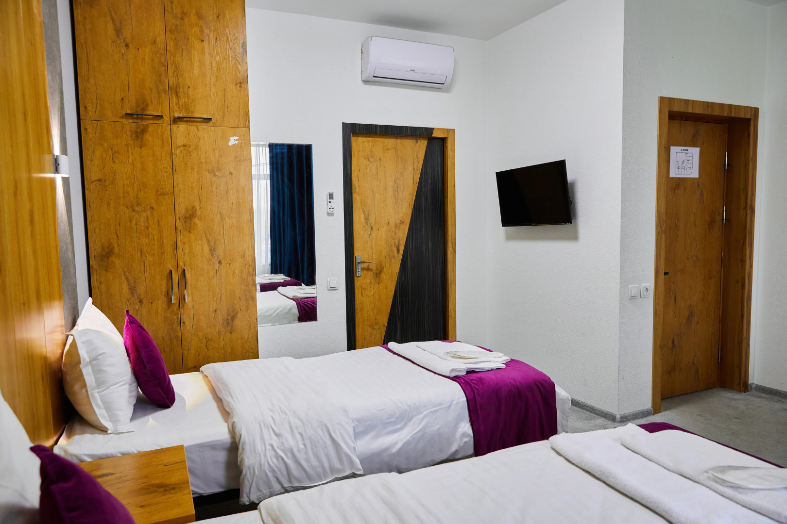 Отель Art plaza