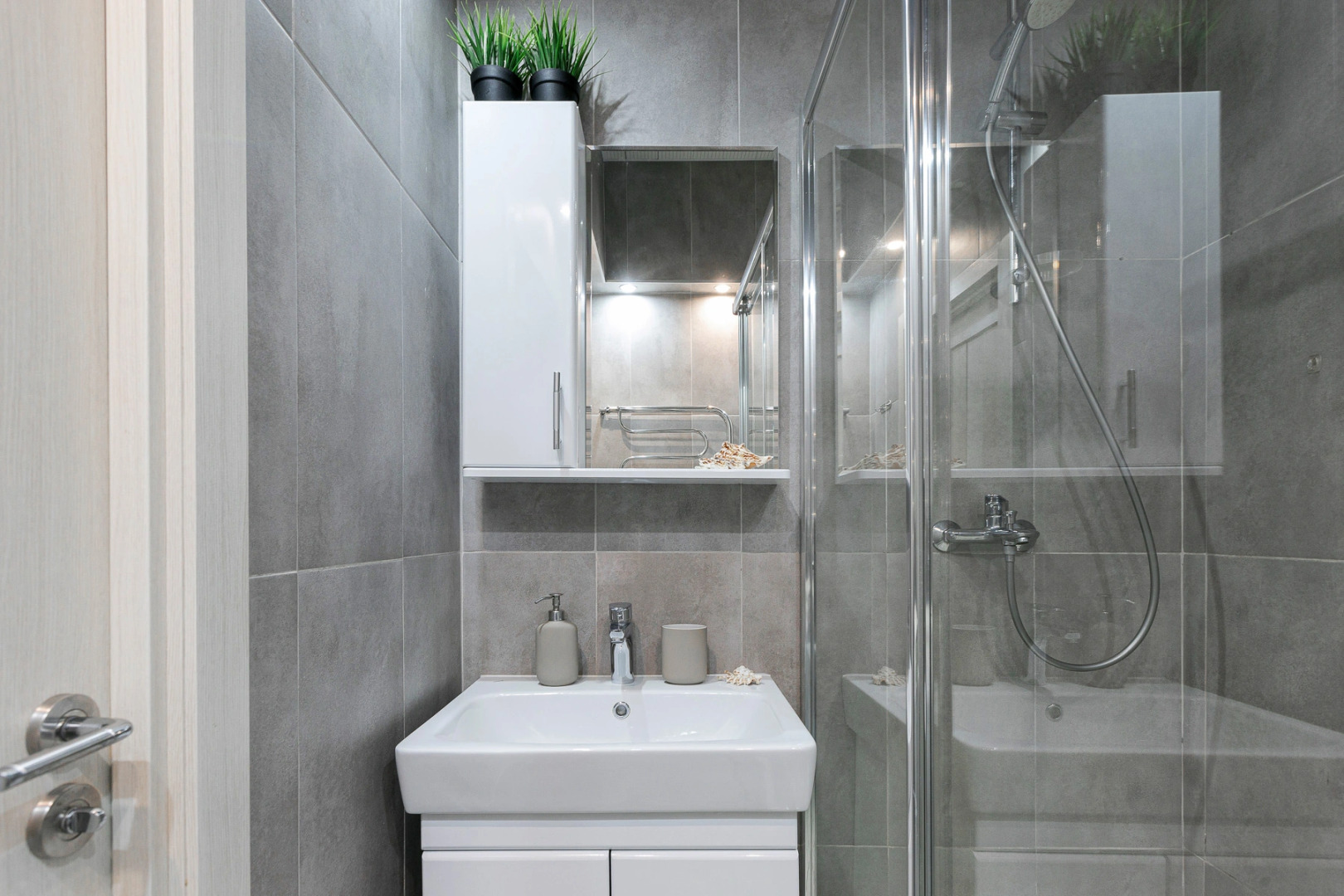 Апартаменты на Караванной