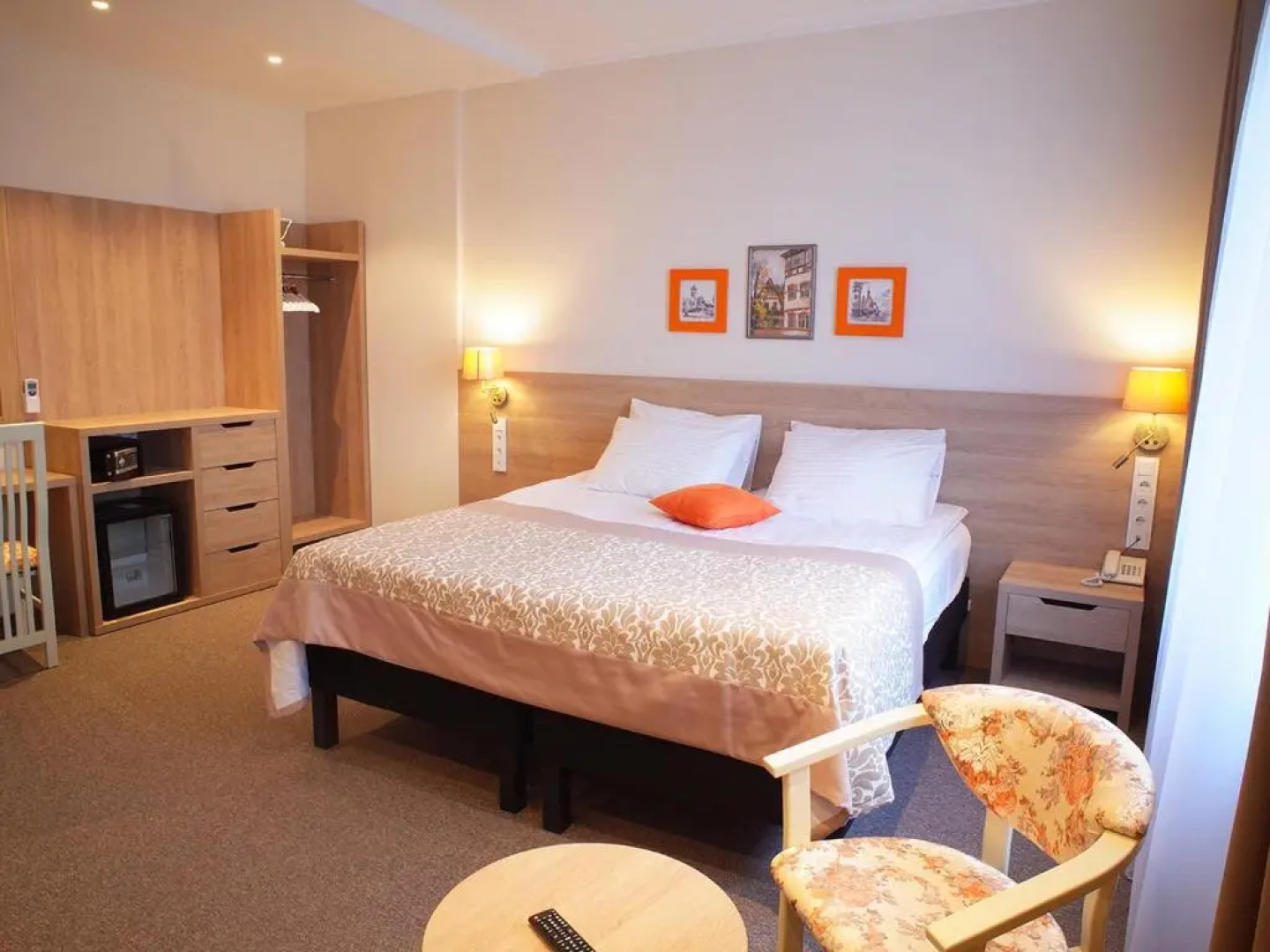 Отель Хартман