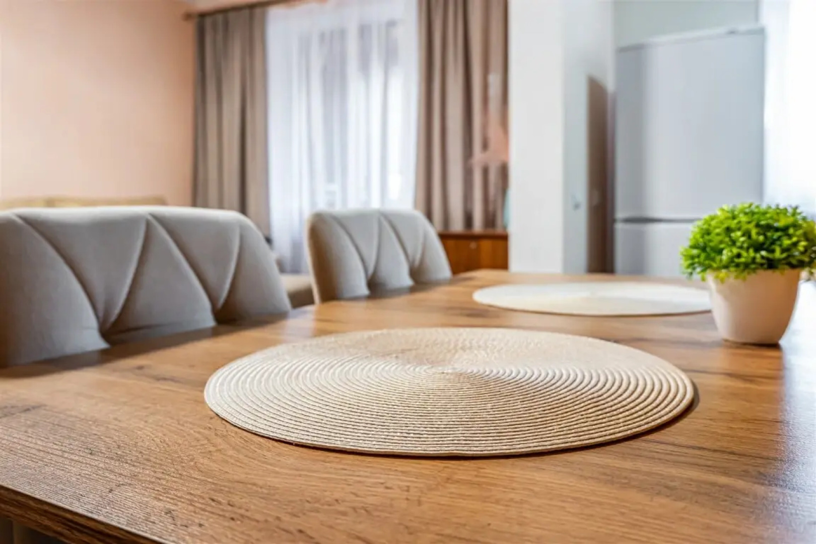 Апартаменты с Балконом и Видом на Город в Тырнаузе от Квартирукинг