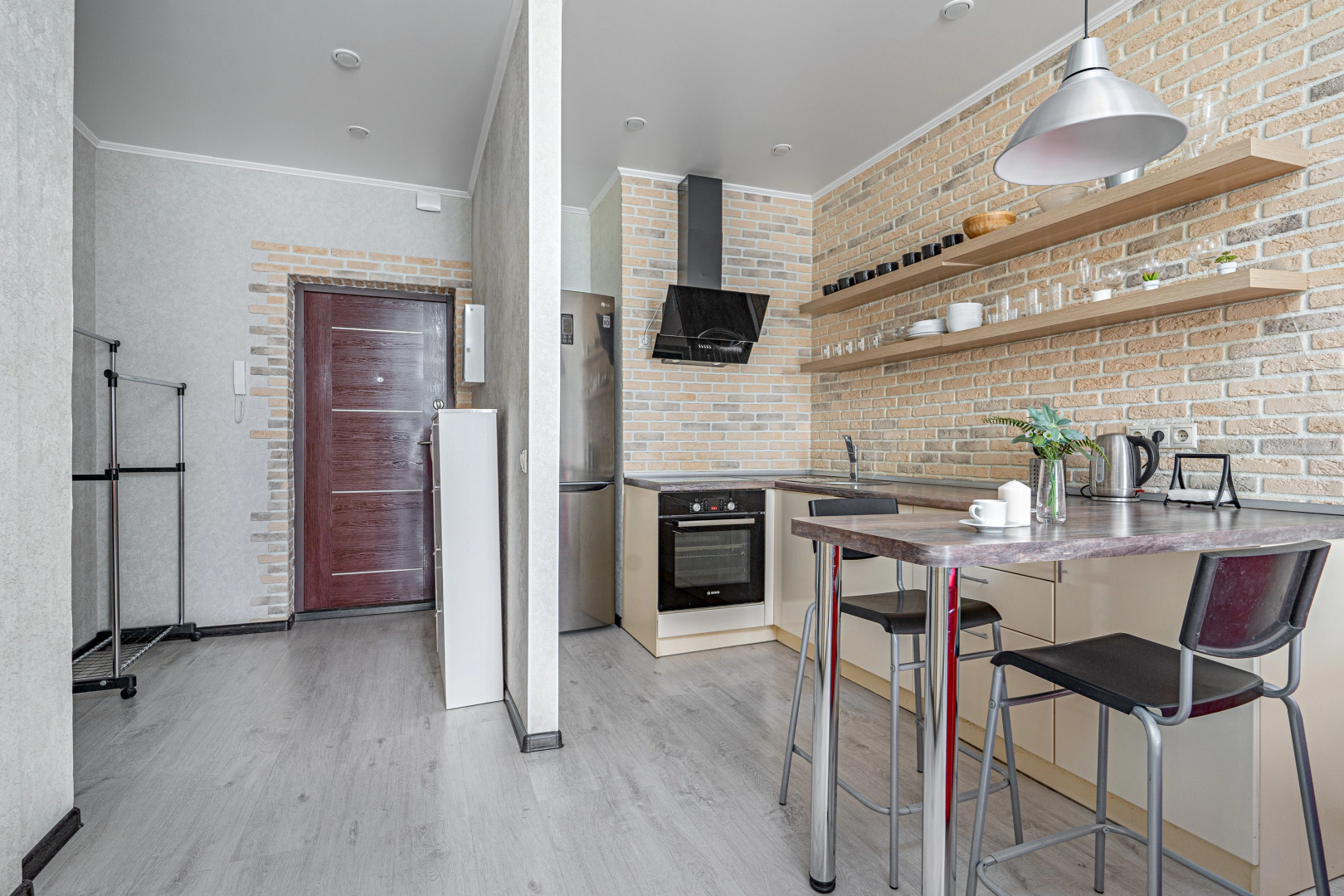 Квартира с Видом на Чашу Рядом с Метро