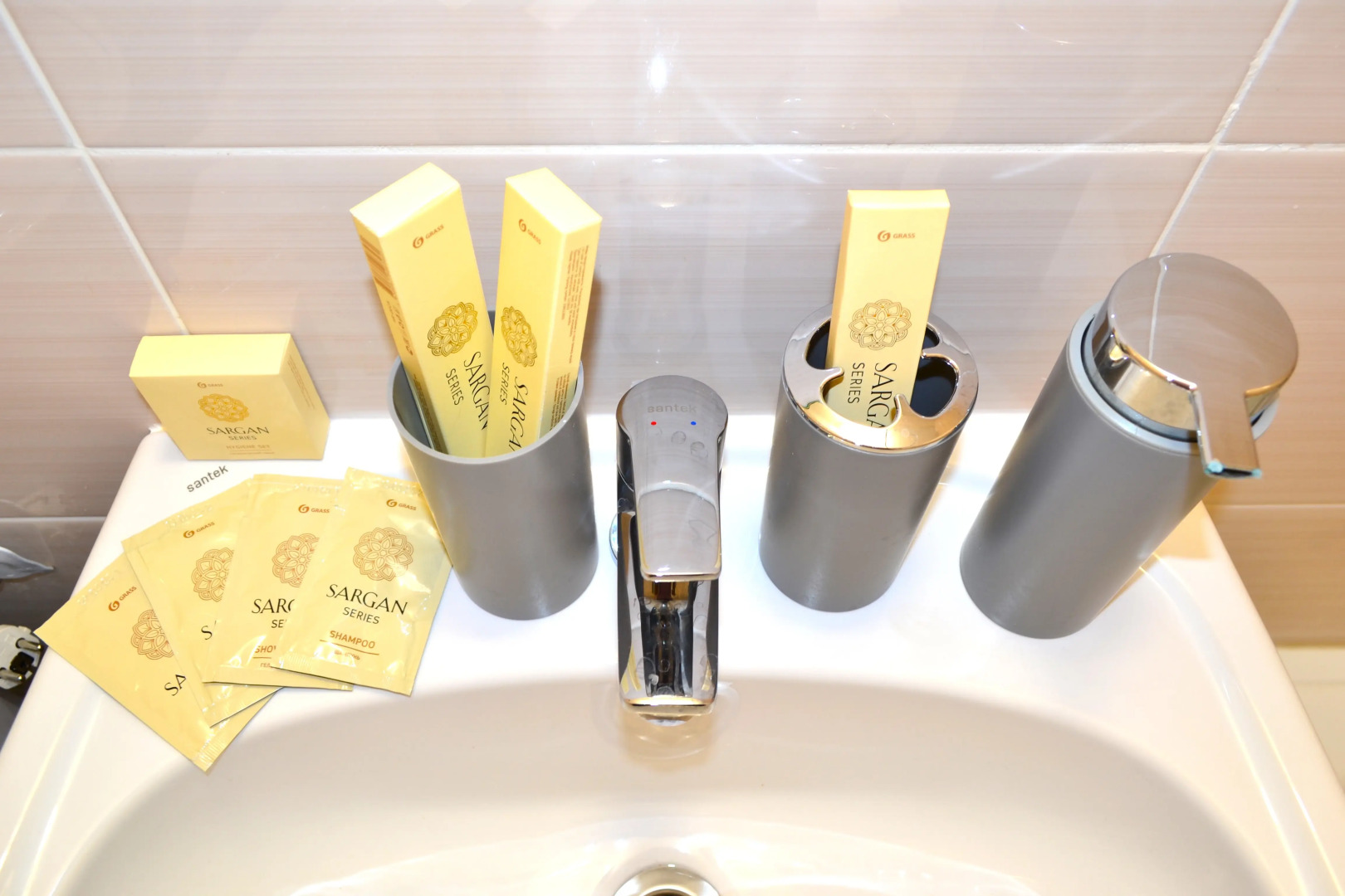 Квартира ЭмиЛи в ЖК Лазурный двухкомнатная