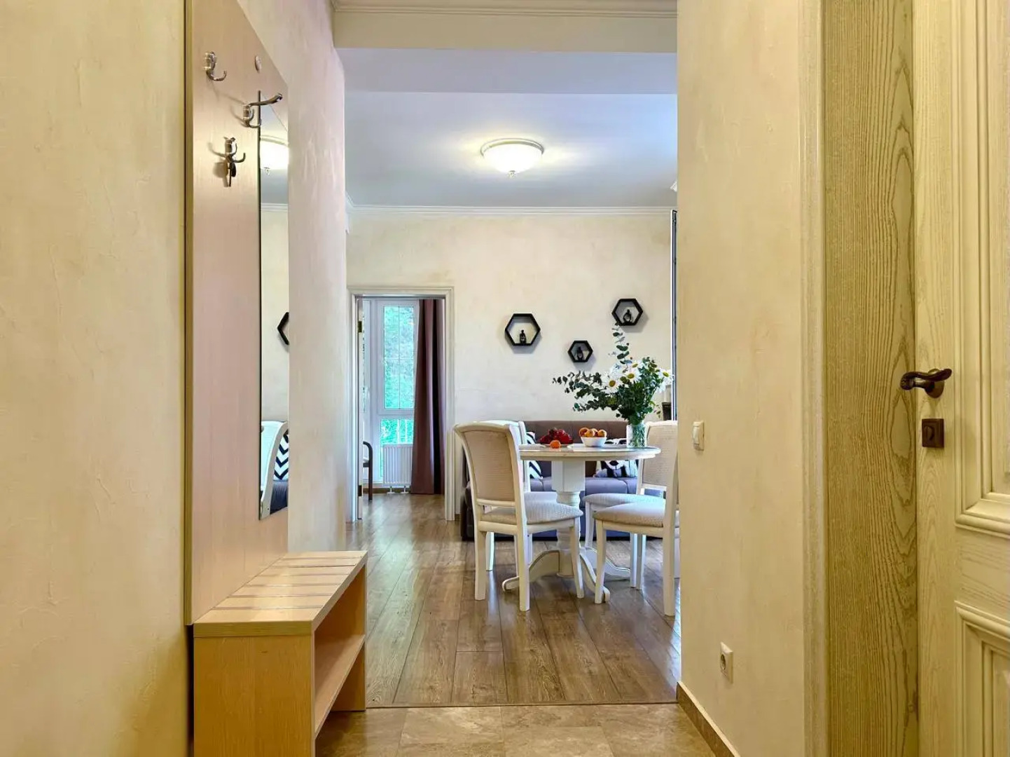 Апартаменты 2-х комнатные ГОРЫ рядом с казино