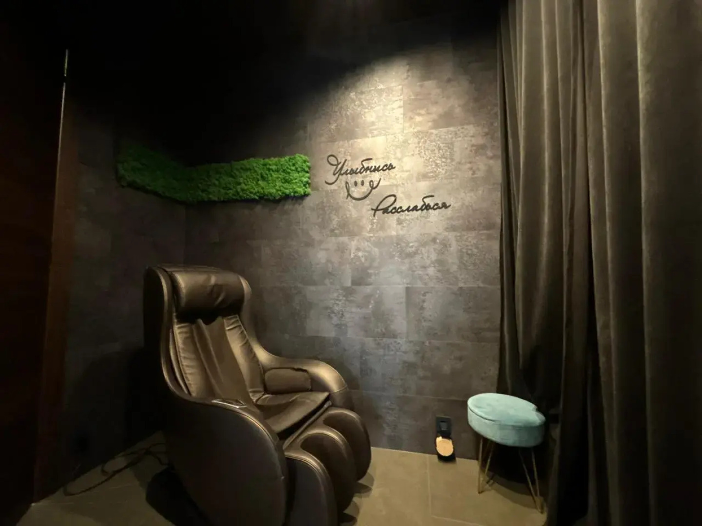 Вилла стильная с умным домом сауной и чаном