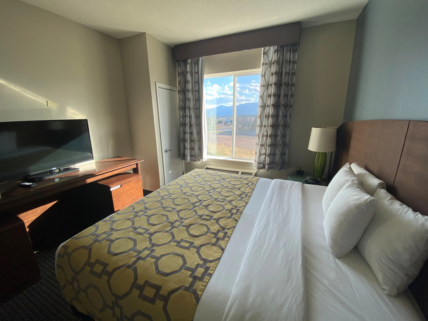 Отель Baymont Inn and Suites