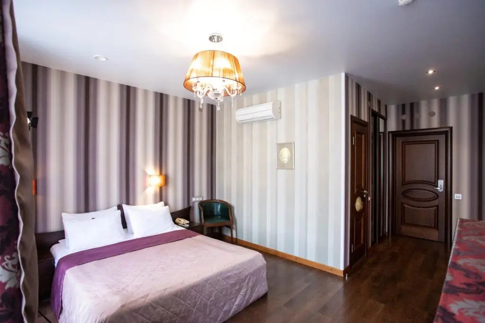 Отель Мартин