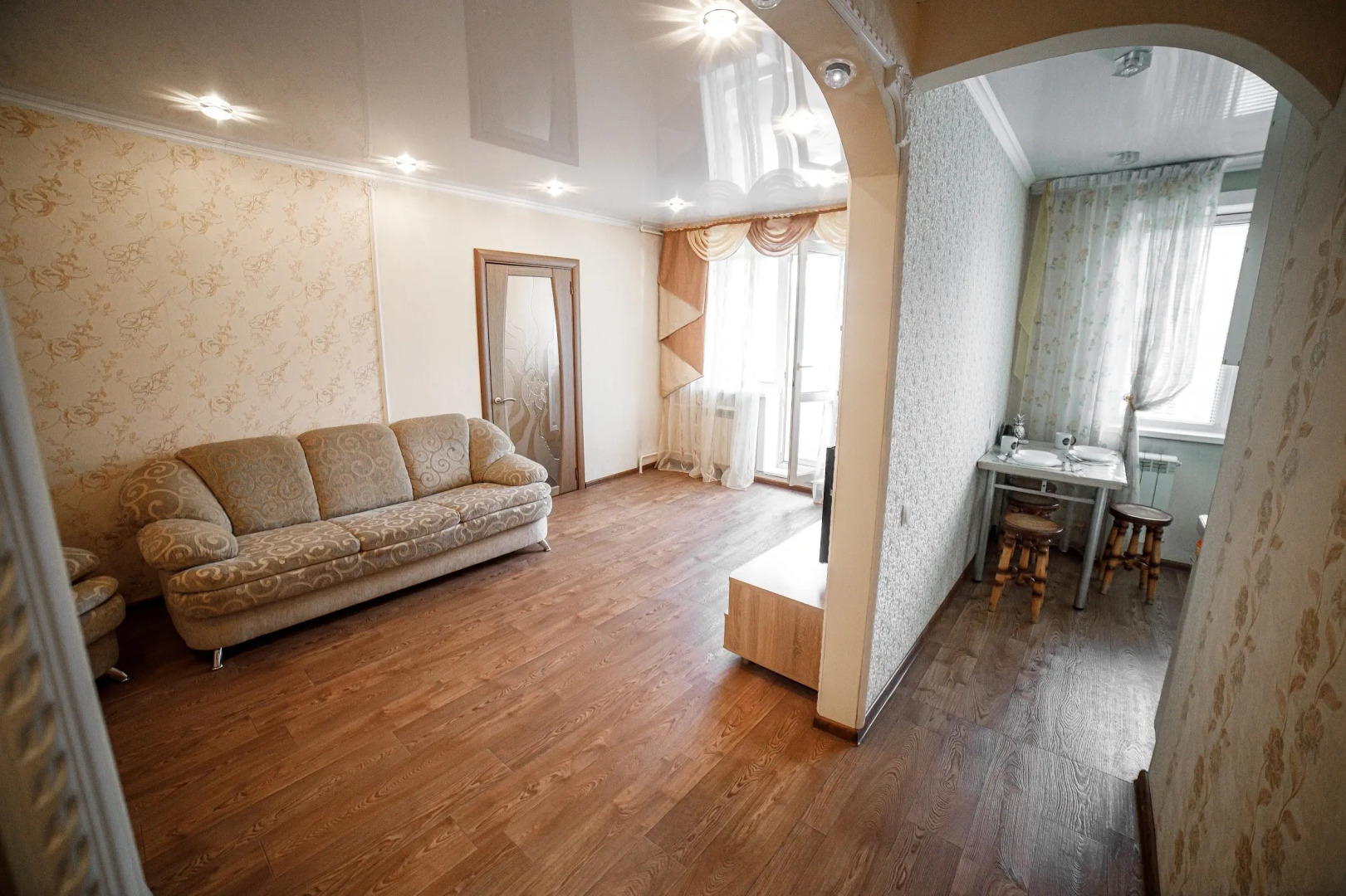 Апартаменты Двухкомнатные Ленина 117а