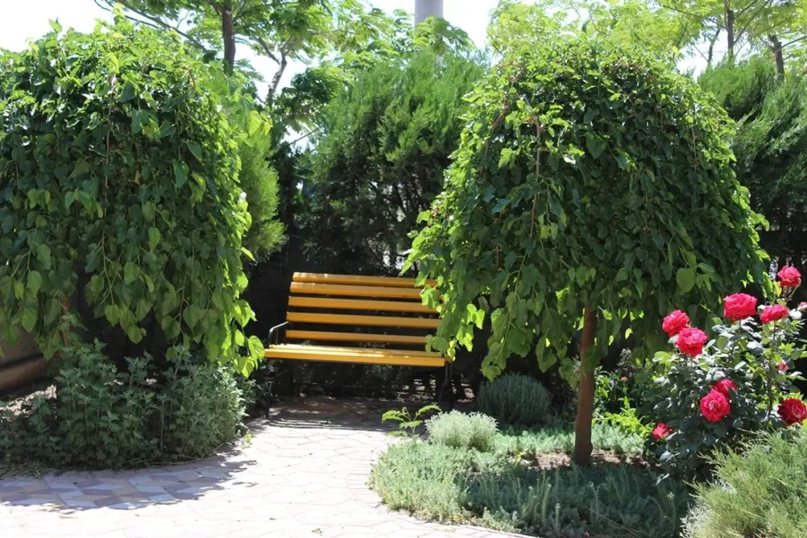 Отель Экватор