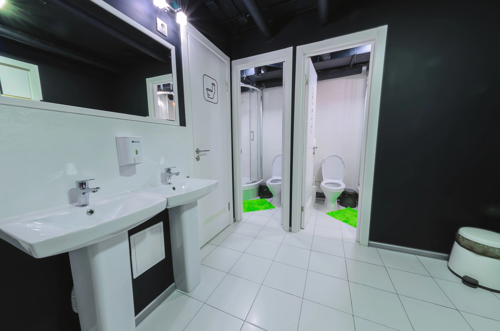 Отель InterQUBE Большая Полянка