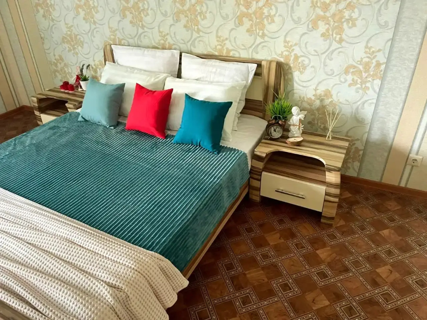 Апартаменты на Землячки