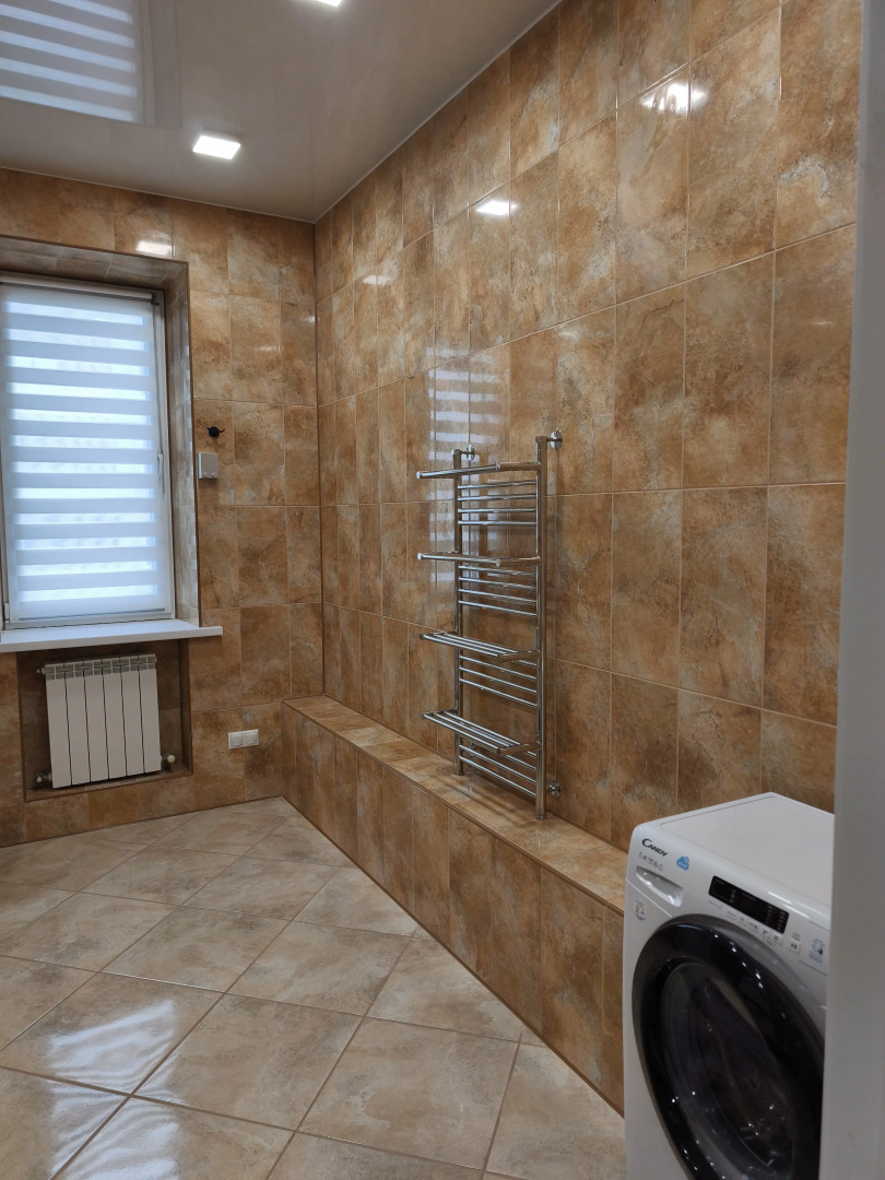 Квартира просторная на Богдана Хмельницкого