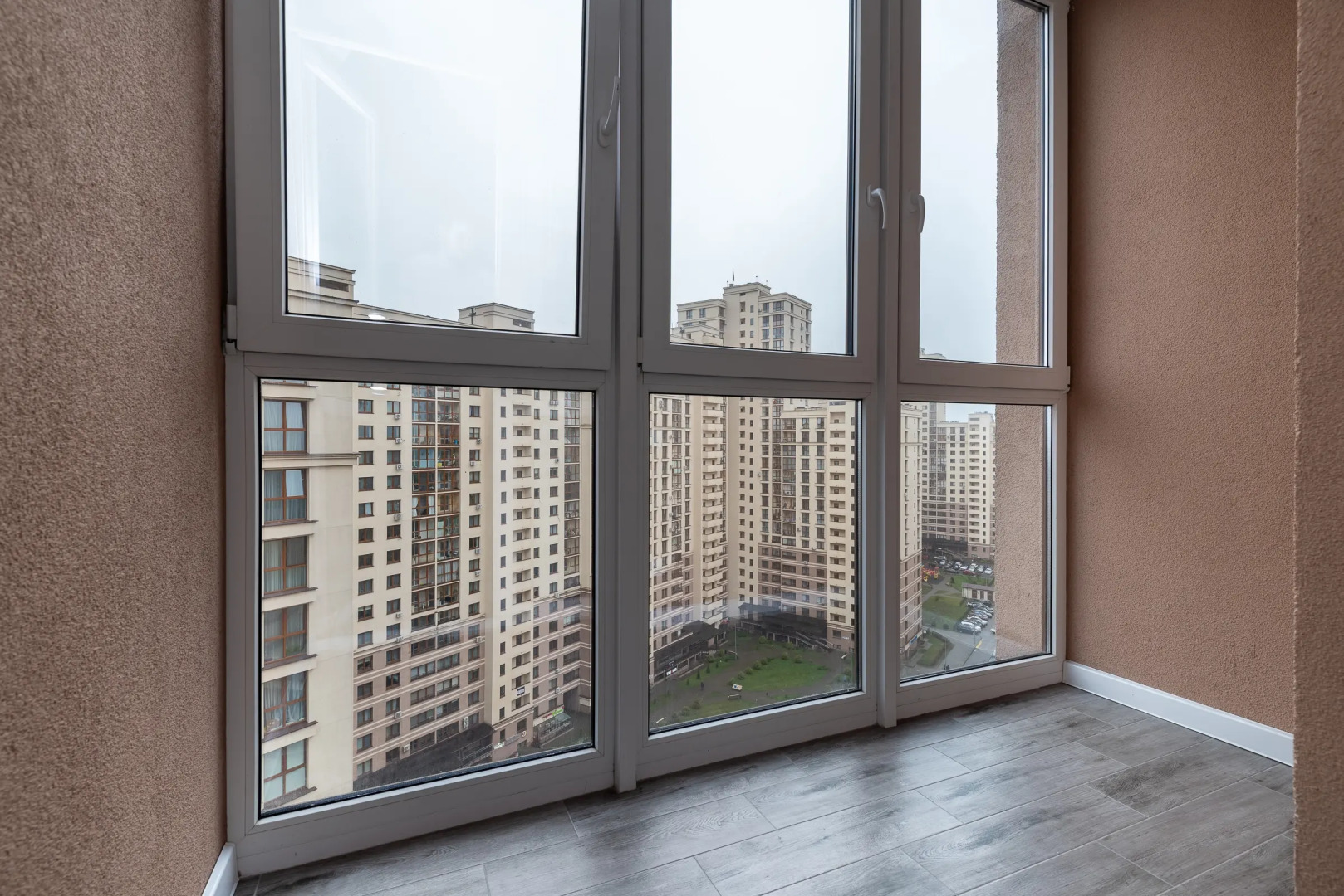 Квартира на сутки Парк Челюскинцев Кухня объединена с жилой зоной Отдельная спальня Современная техника Wi-Fi