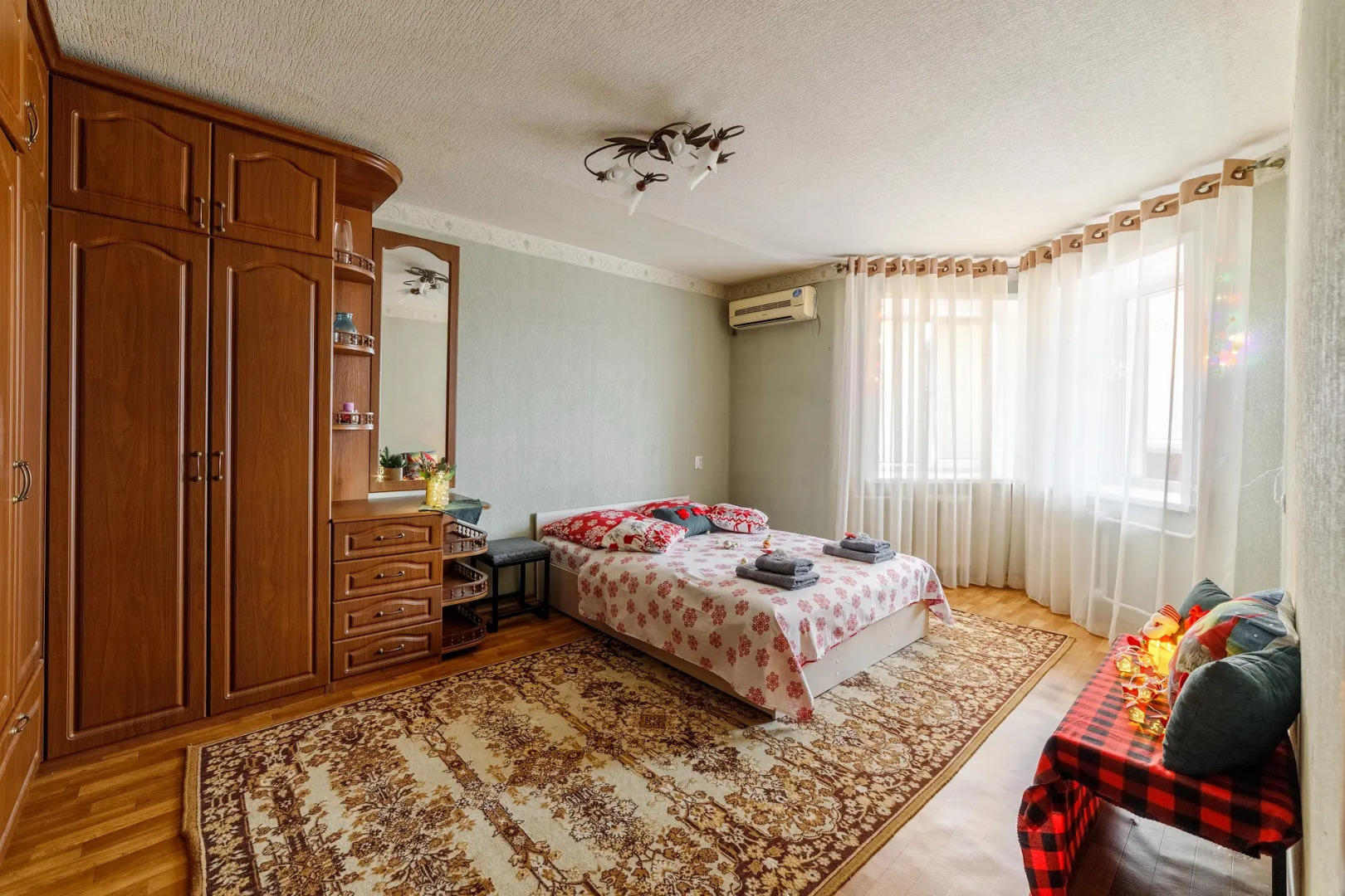 Квартира PrezentHaus 1 на Карла Маркса 175a/40