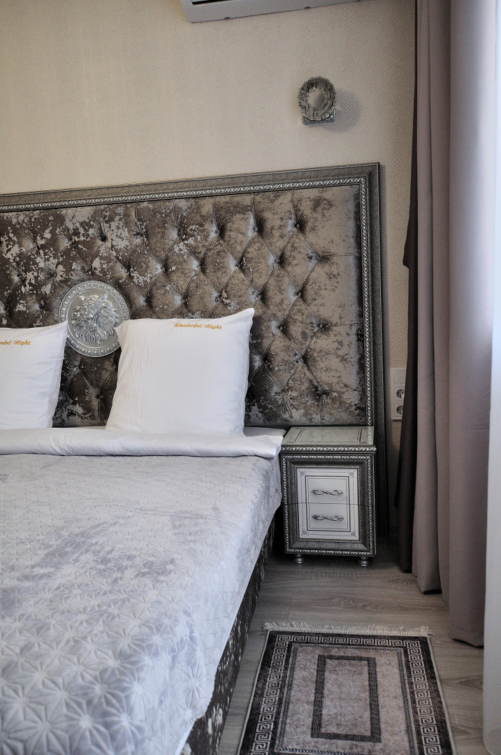 Апартаменты Капри Хаус Ленина 219/4 (1)