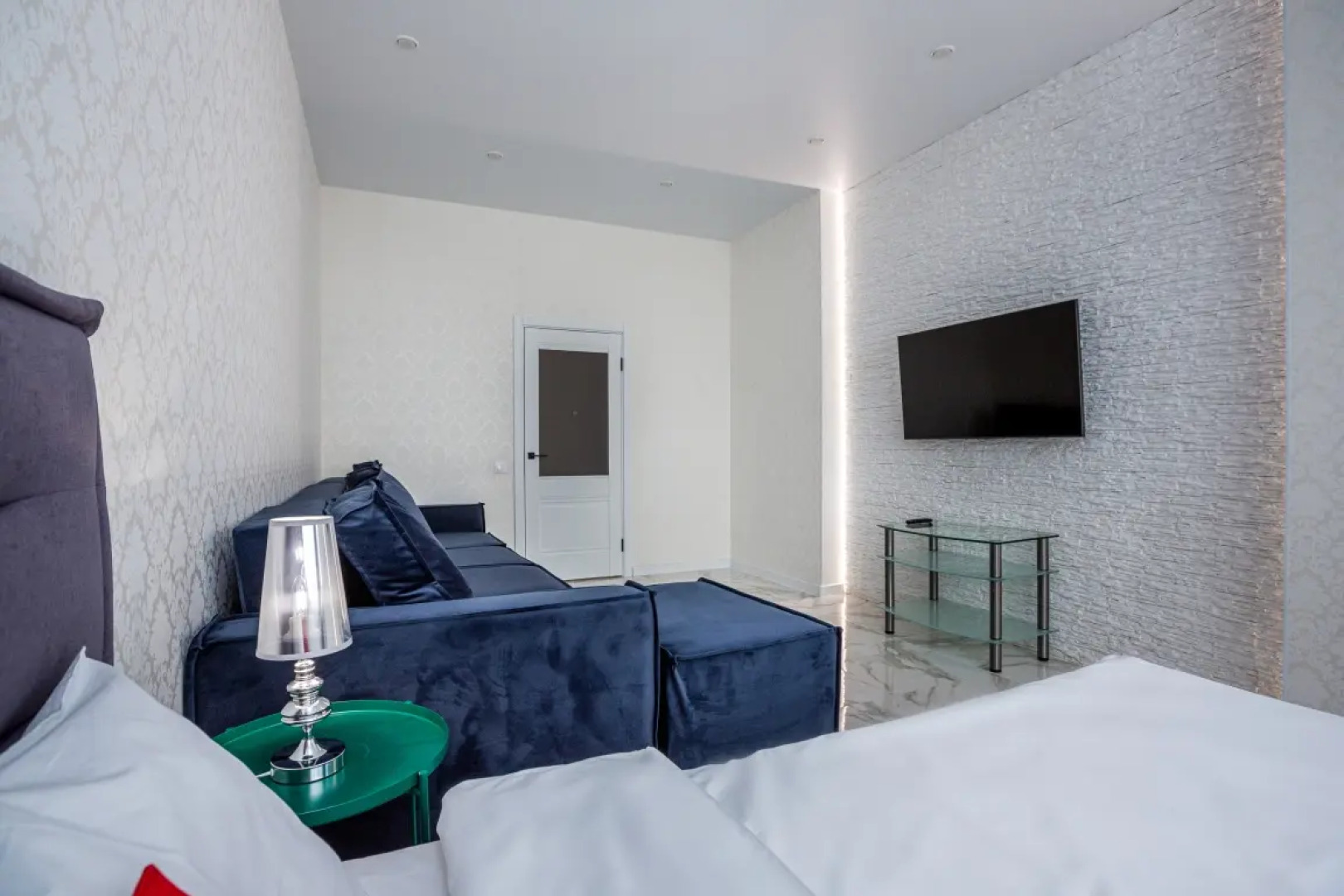 АПАРТАМЕНТЫ REHOME24 на 21 этаже